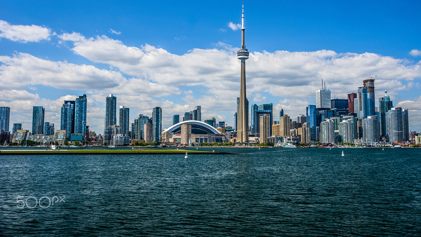 Sony Alpha DSLR-A500 sample photo. Toronto downtown photography