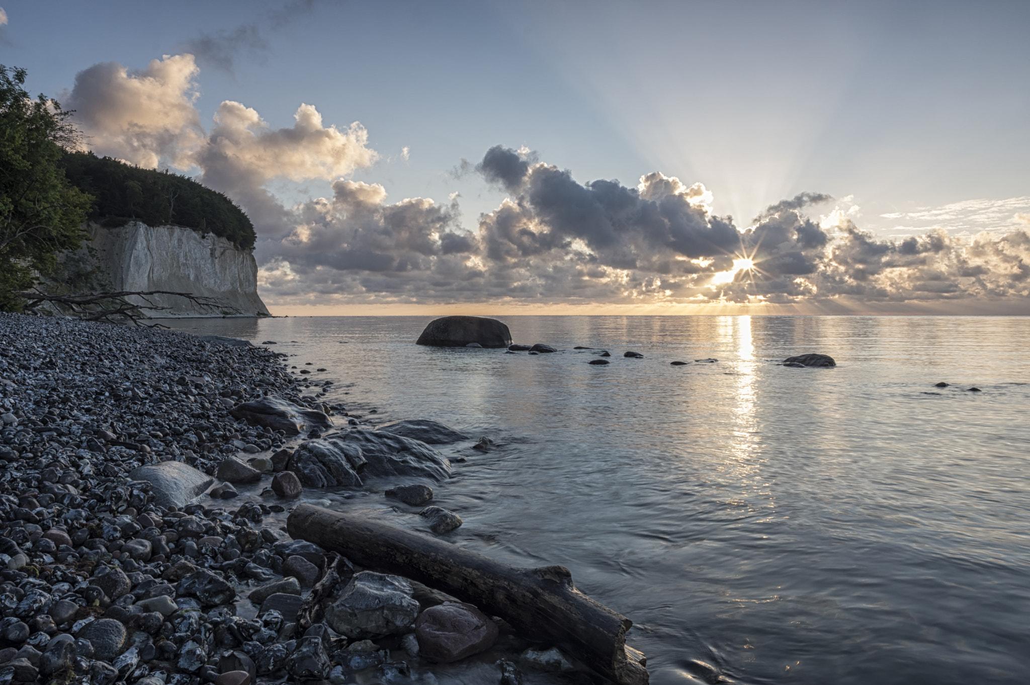 Pentax K-3 II + A Series Lens sample photo. Sonnenaufgang an der kreideküste photography