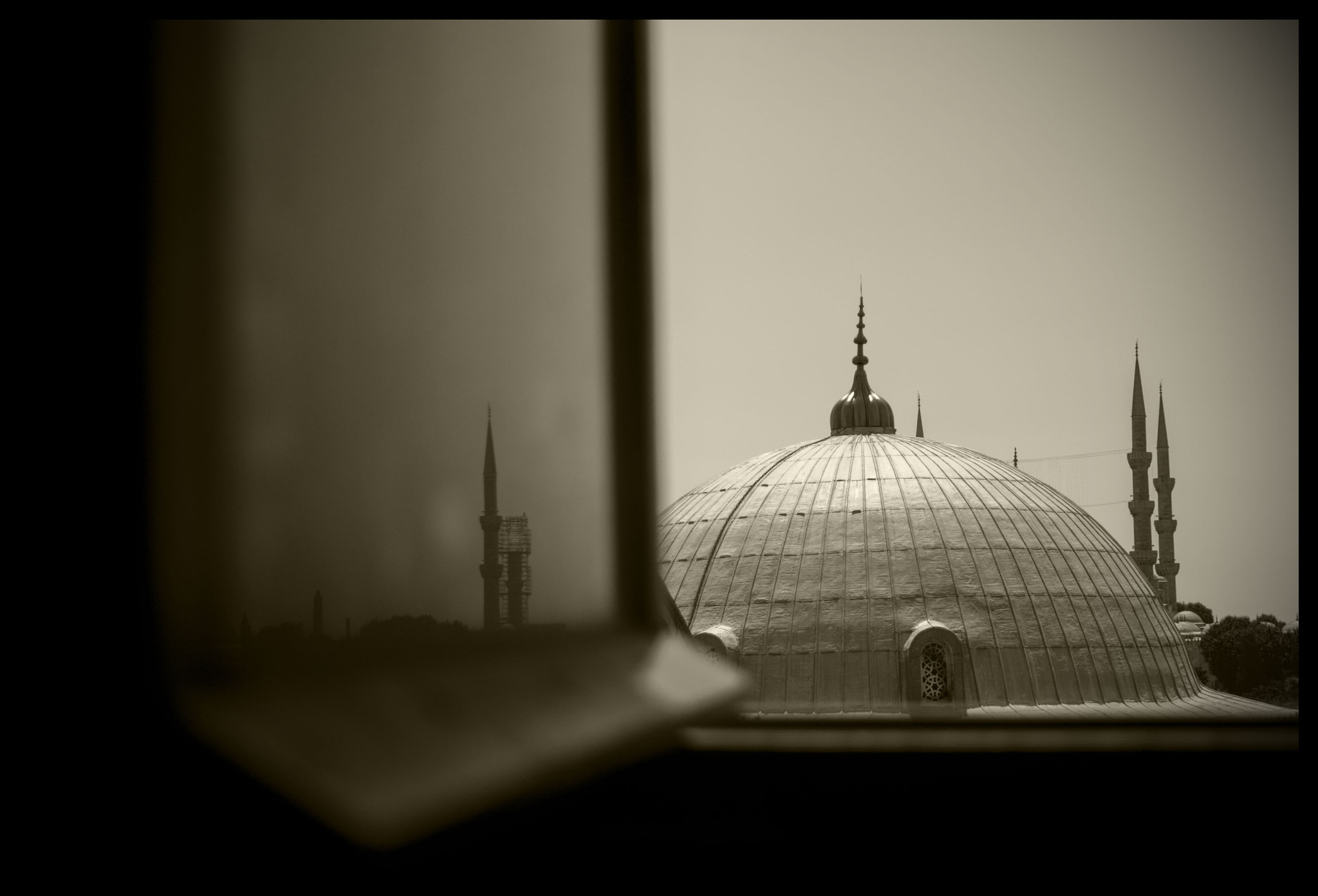 Nikon D200 + Sigma 17-70mm F2.8-4.5 DC Macro Asp. IF sample photo. Moschea by matteo scardovelli photography