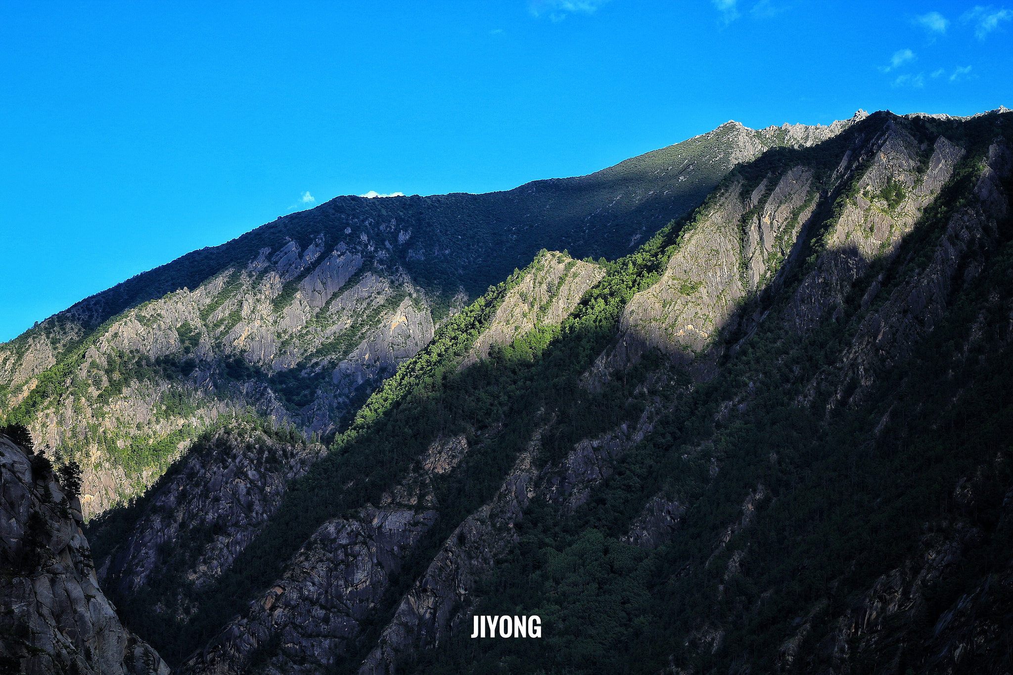 Canon EF 50mm F1.4 USM sample photo. Mountain photography