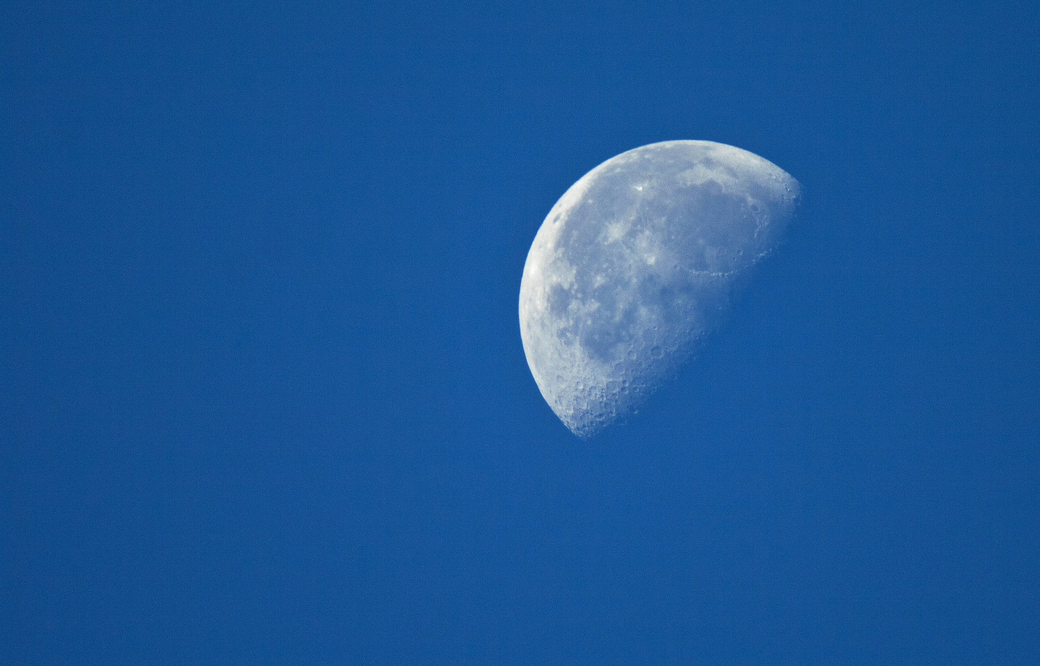 Canon EF 70-200mm F2.8L USM sample photo. Demi lune photography