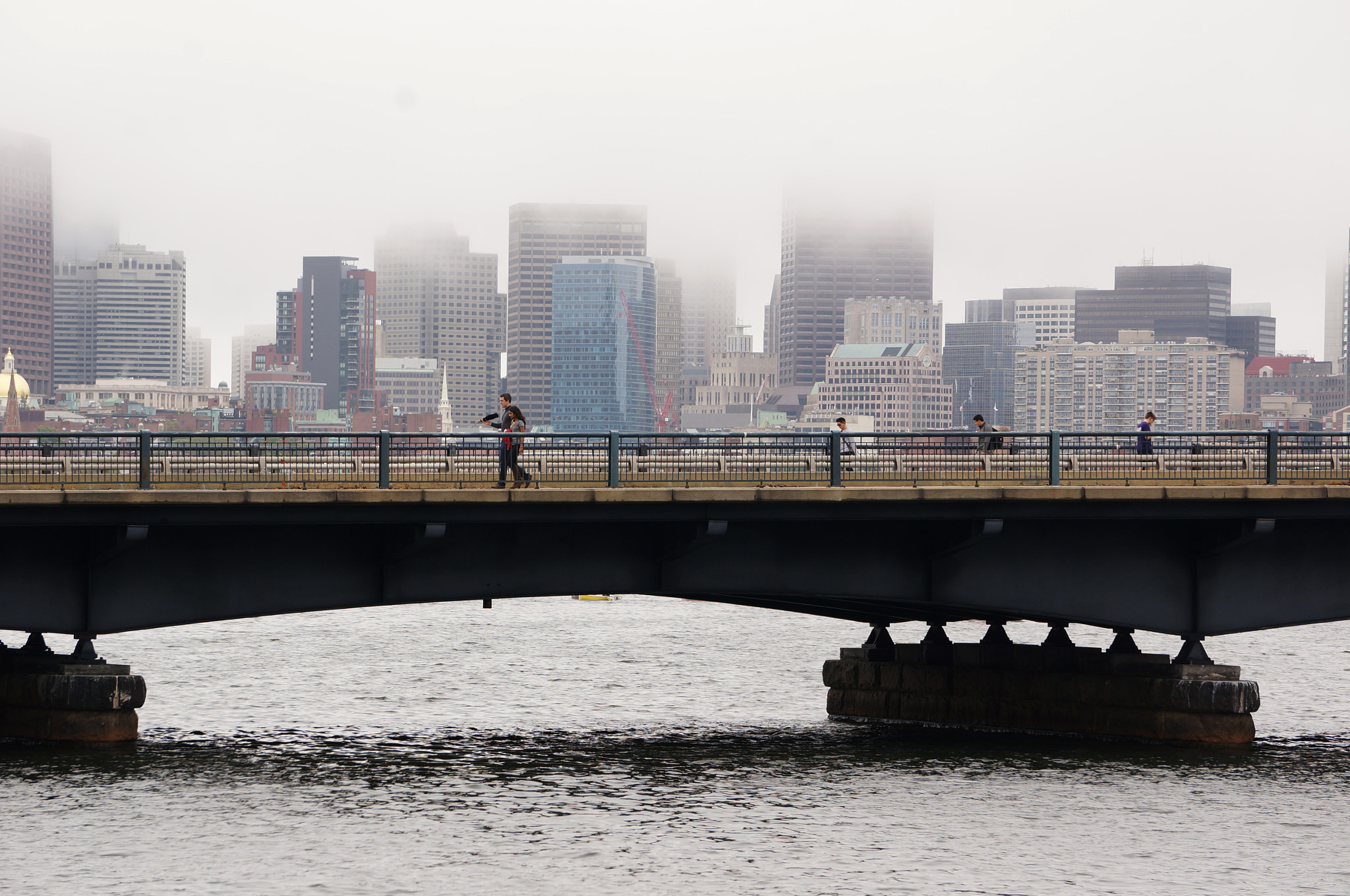 Sony Alpha NEX-5T + Sony E 55-210mm F4.5-6.3 OSS sample photo. Harvard bridge on a foggy day photography