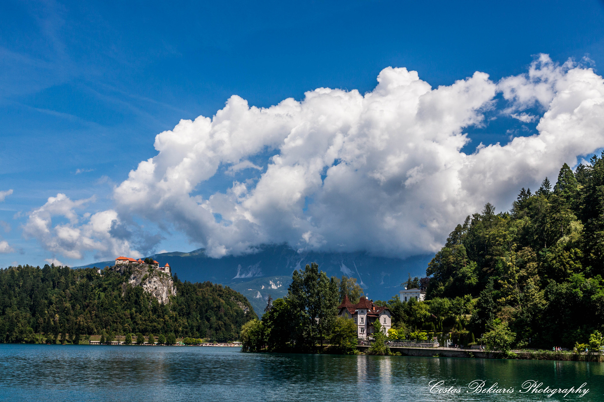Canon EOS 50D + Canon EF-S 15-85mm F3.5-5.6 IS USM sample photo. Lake bled, slovenia photography
