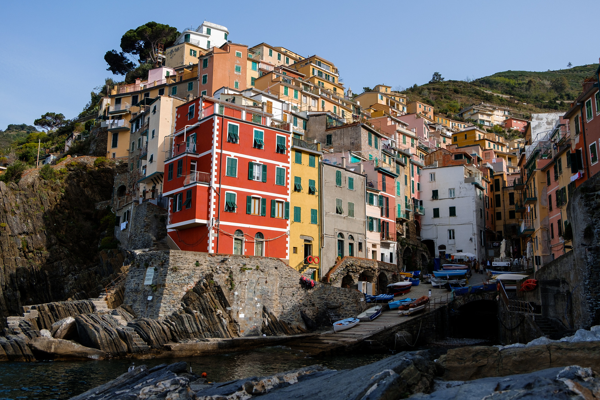 Fujifilm X-T1 sample photo. Early morning in riomaggiore photography
