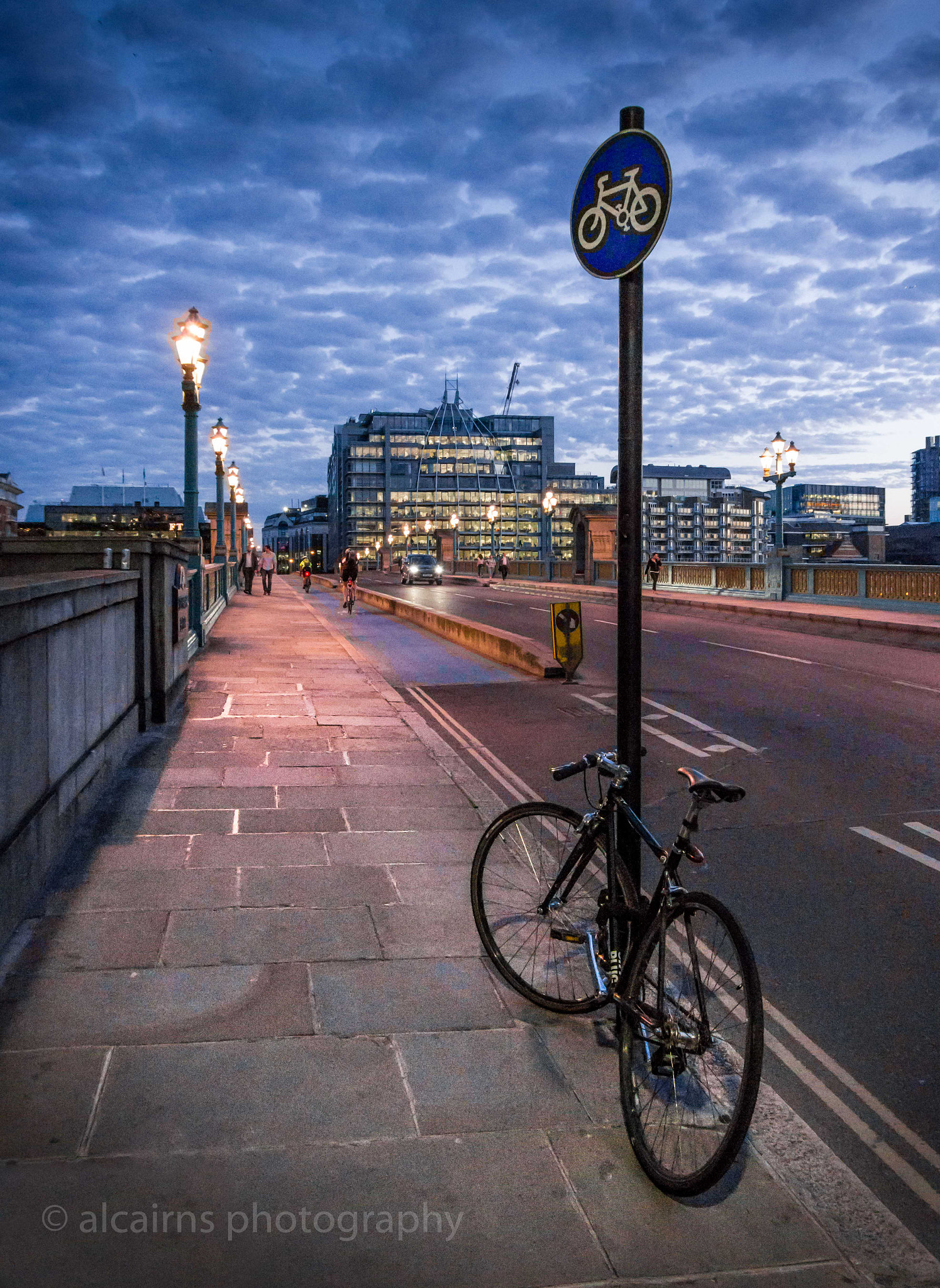 Pentax K-3 II sample photo. London parked cycle photography