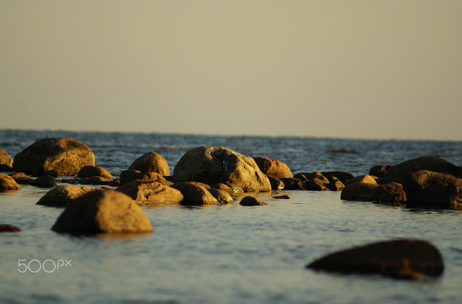 Sony 75-300mm F4.5-5.6 sample photo. Sea rocks photography