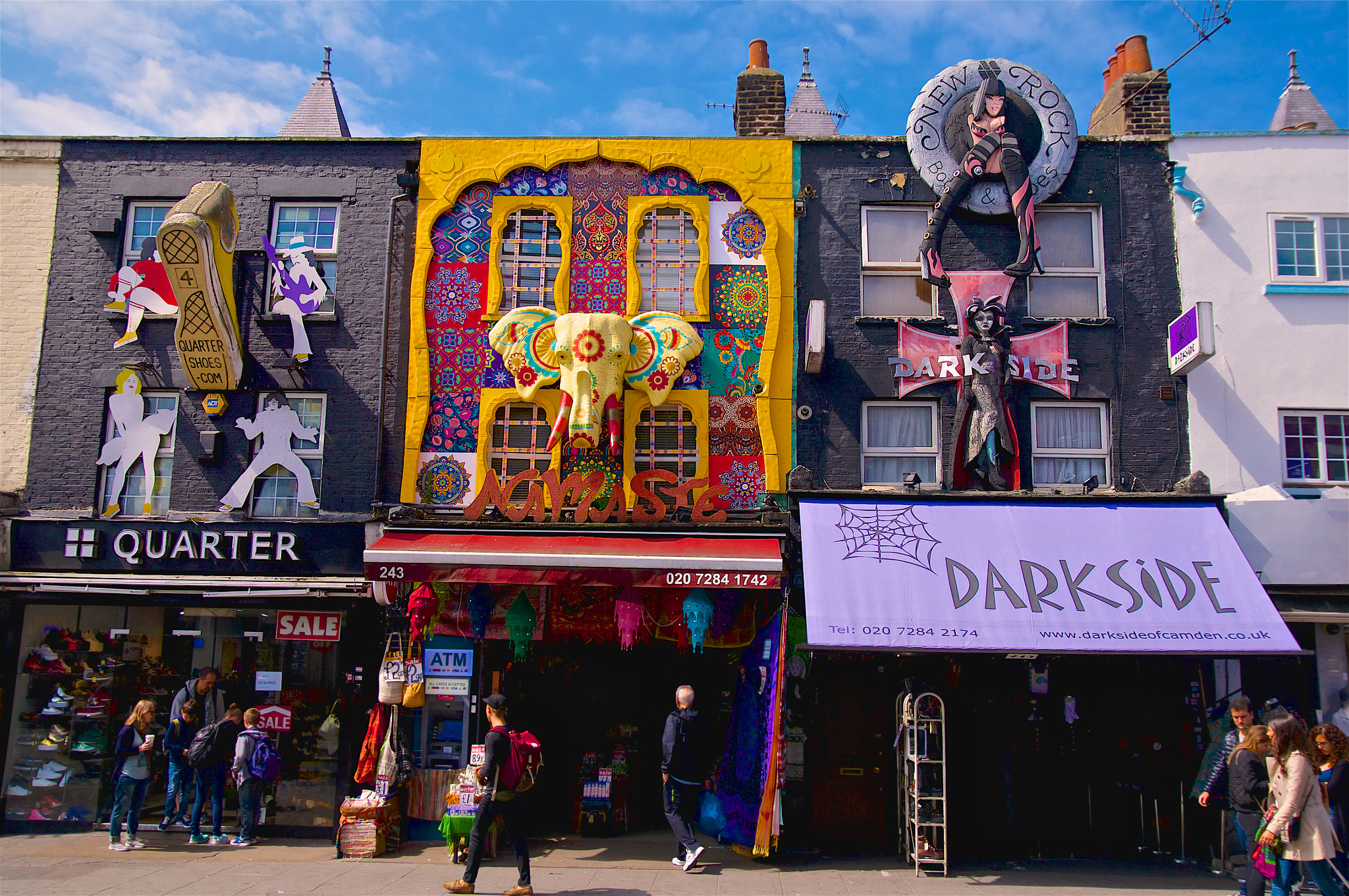 Pentax K-7 sample photo. Camden lock photography