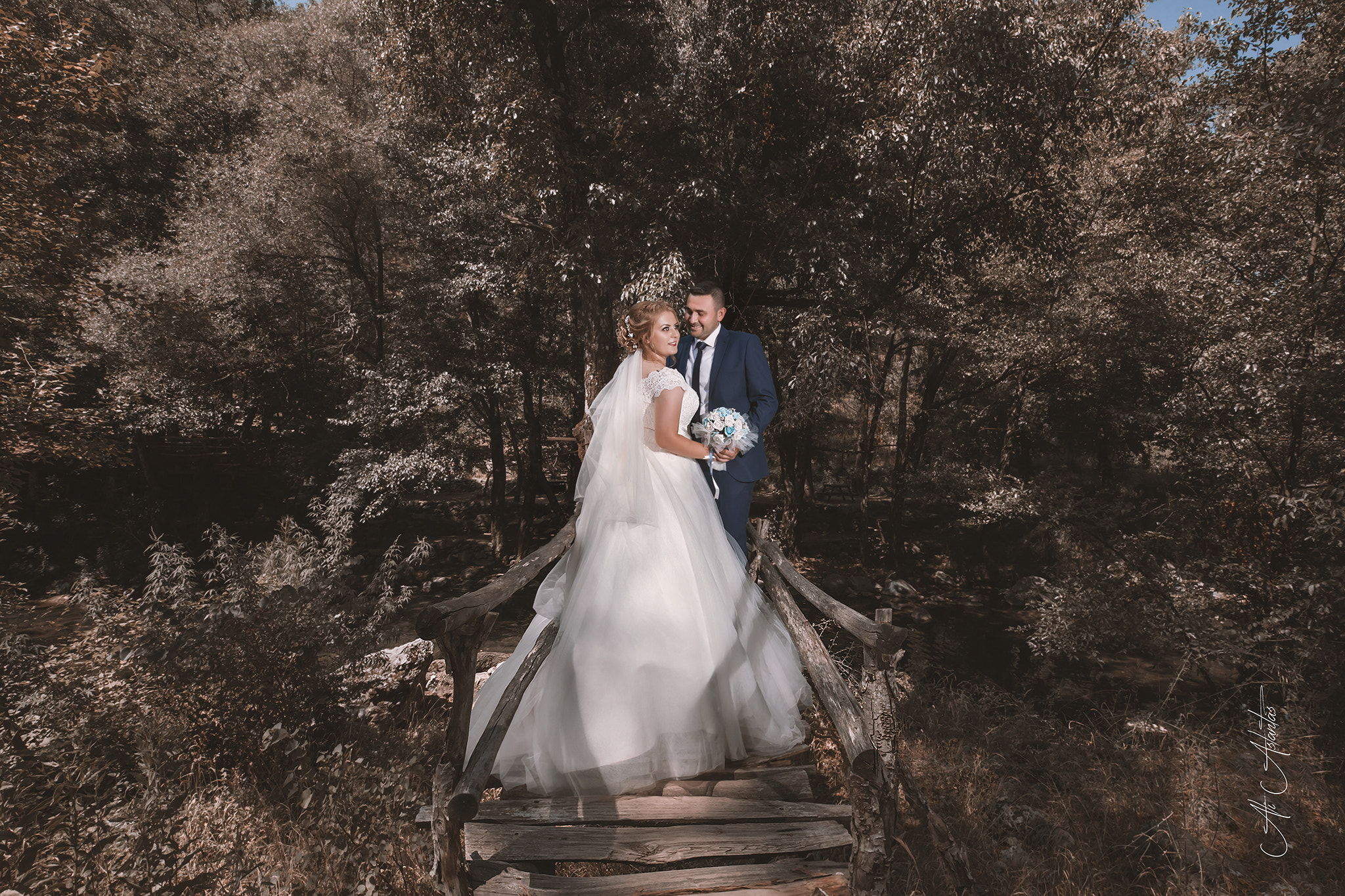 Canon EF 16-35mm F4L IS USM sample photo. Wedding photography