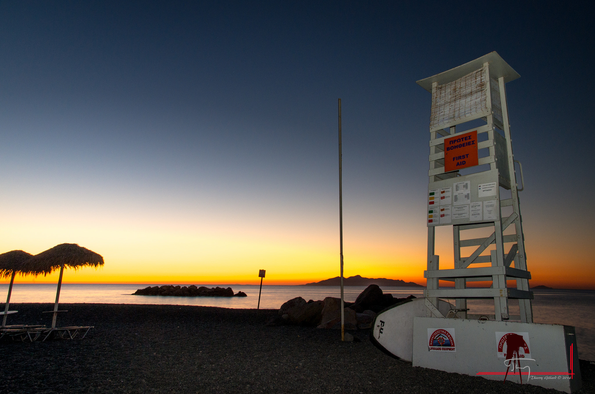 Pentax K-5 IIs + Sigma AF 10-20mm F4-5.6 EX DC sample photo. Sunrise on the beach. photography