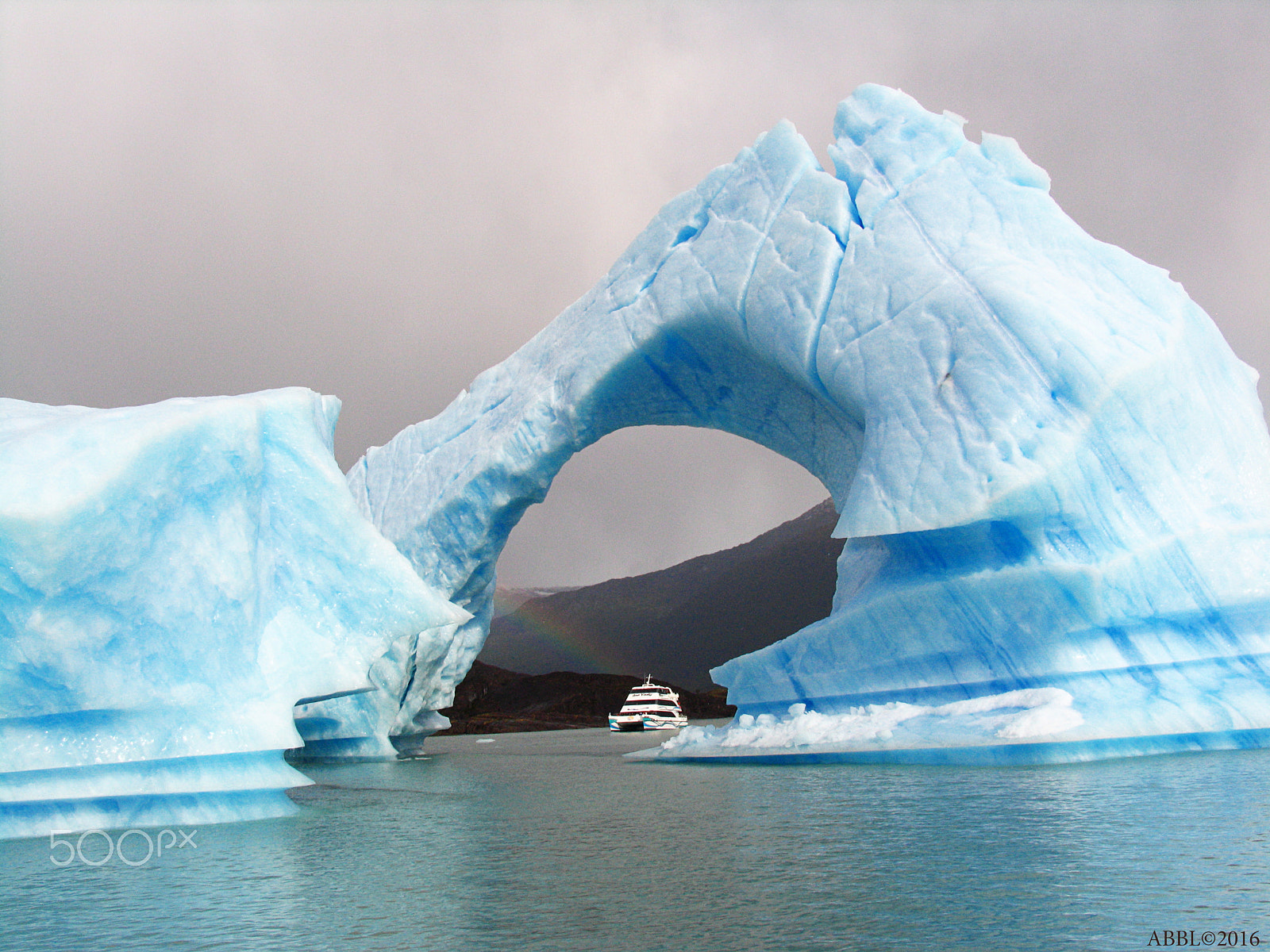 Canon POWERSHOT PRO1 sample photo. Arches of patagonia photography