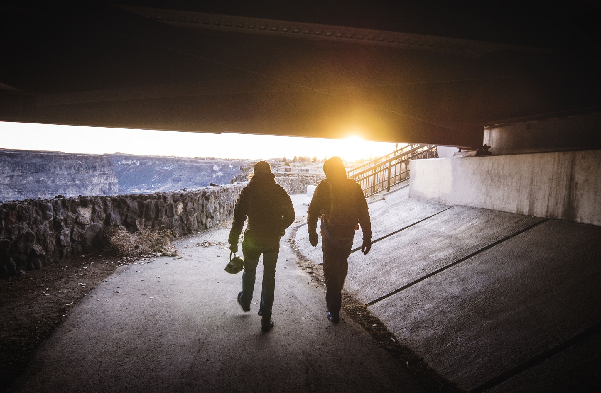 Panasonic Lumix DMC-GH4 sample photo. Jumpers into the light jason and sean photography