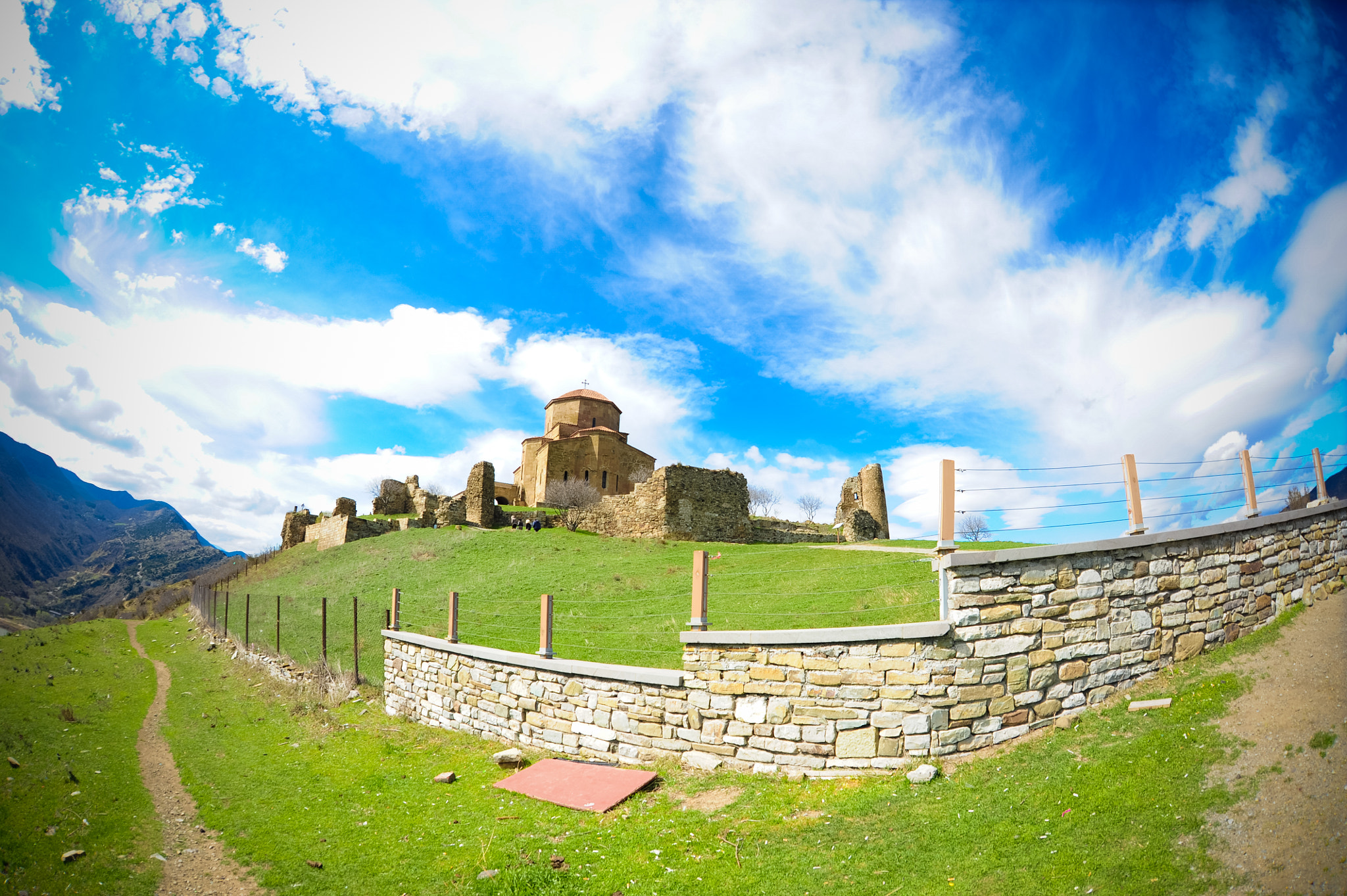 Nikon D700 + Sigma 15mm F2.8 EX DG Diagonal Fisheye sample photo. Nature photography