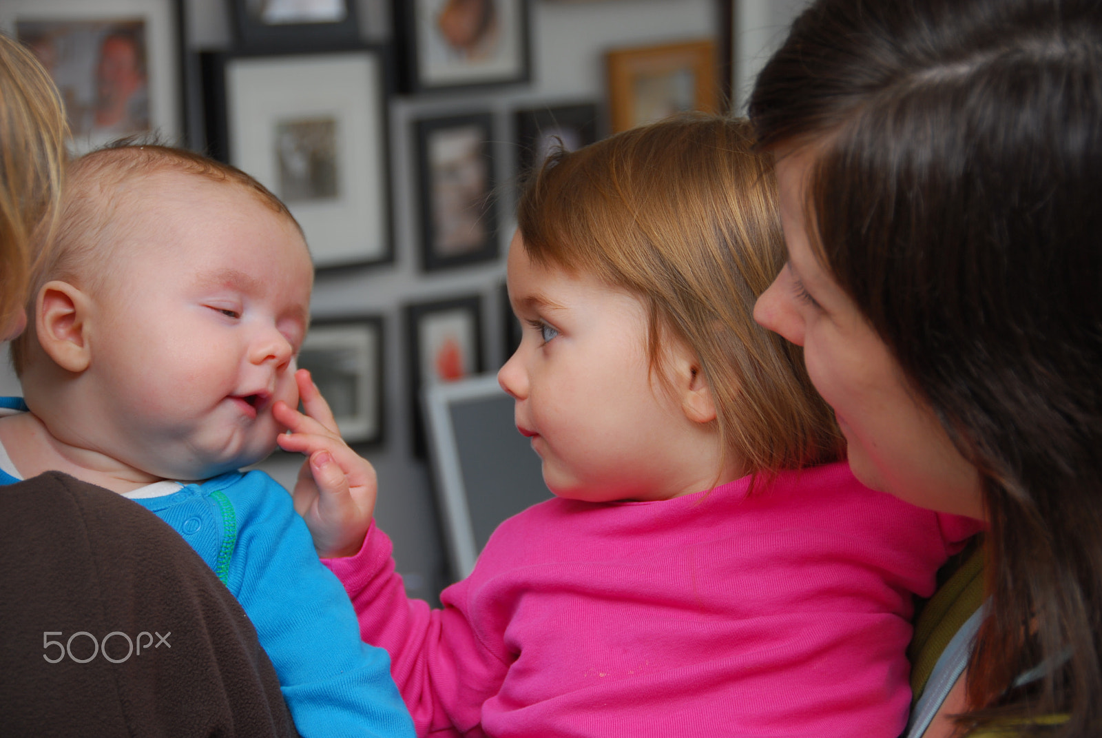 Nikon D200 sample photo. The touch of a child photography