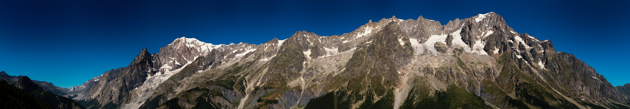 Nikon AF-S Nikkor 24-70mm F2.8G ED sample photo. Mt blanc' sunrise photography