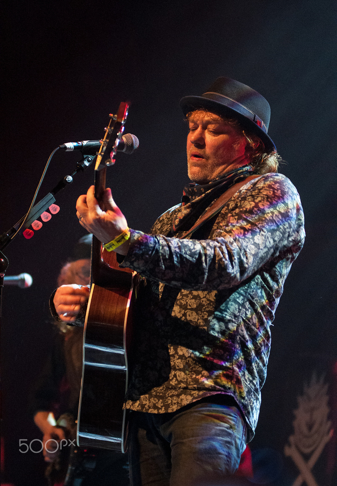 Sigma 70-200mm F2.8 EX DG OS HSM sample photo. Levellers photography