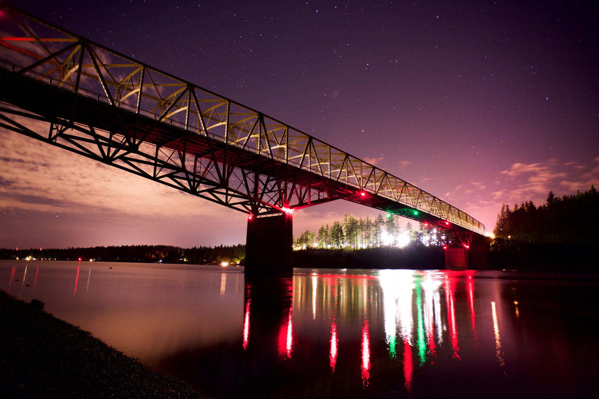 Nikon D600 + AF Nikkor 50mm f/1.8 sample photo. Bridge photography