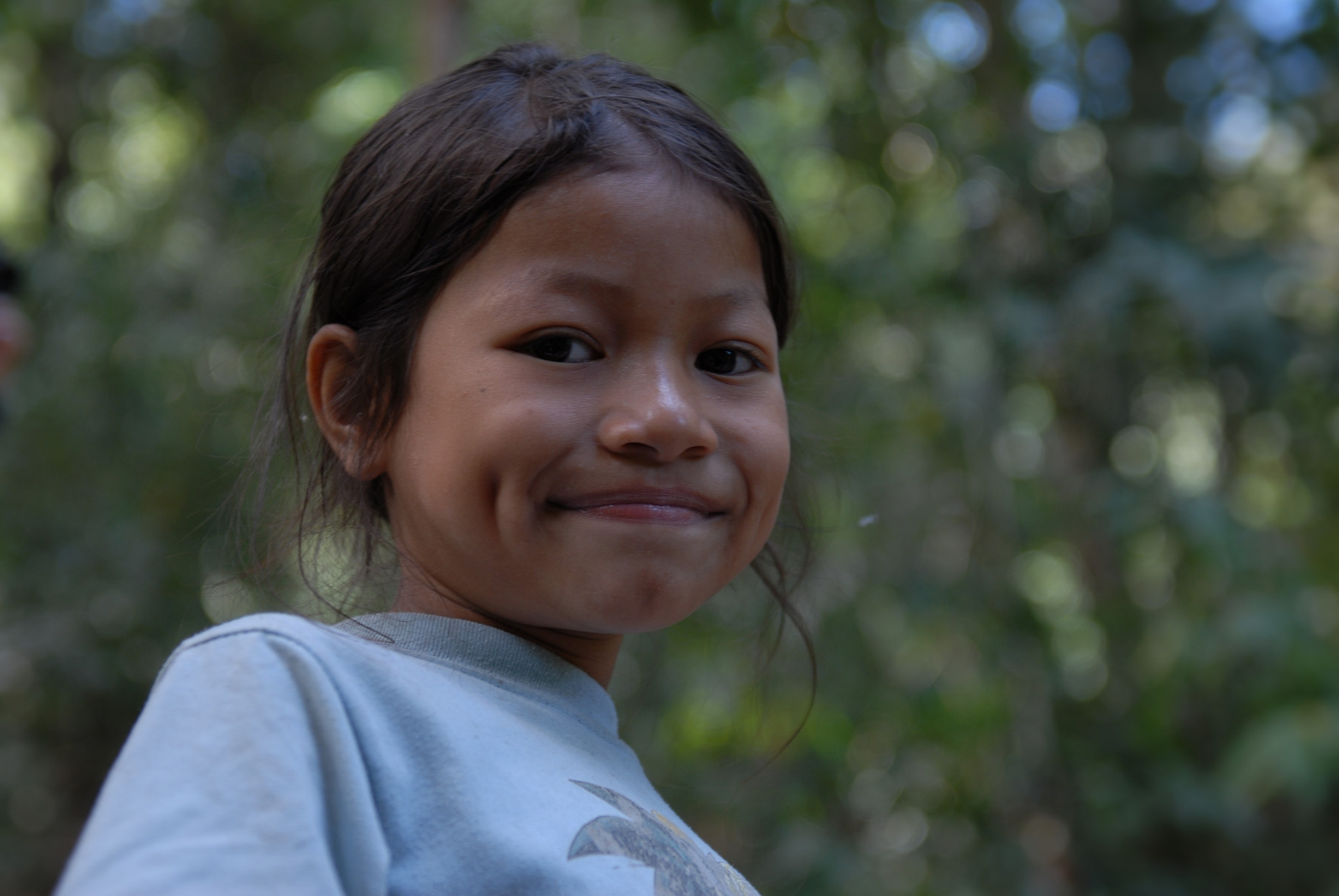 Nikon D200 sample photo. Angkor wat child photography