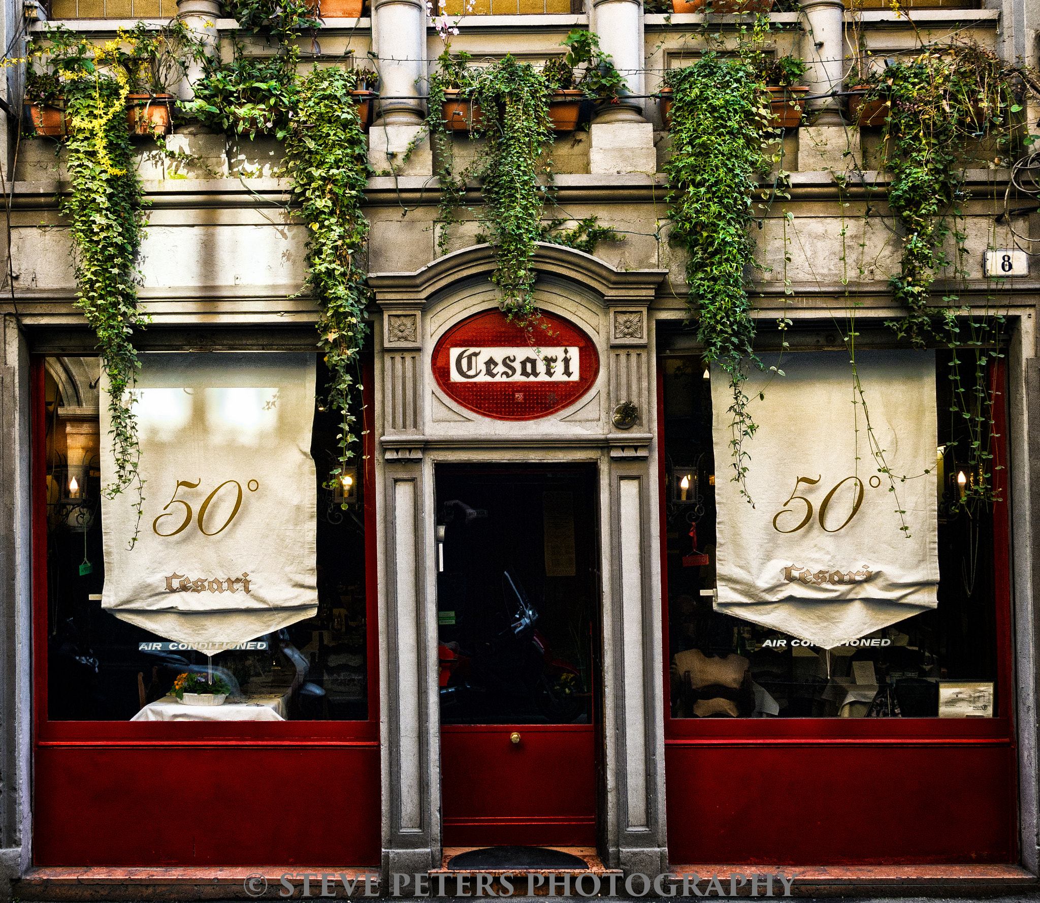 Sony SLT-A77 + Tamron AF 28-105mm F4-5.6 [IF] sample photo. Ristorante cesari-bologna italy photography