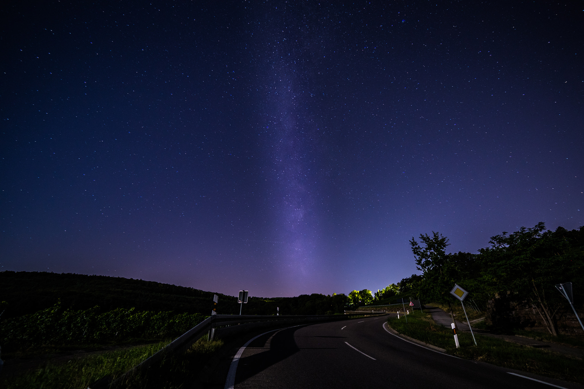 Canon EOS 6D + Canon EF 14mm F2.8L II USM sample photo. Road to the stars photography