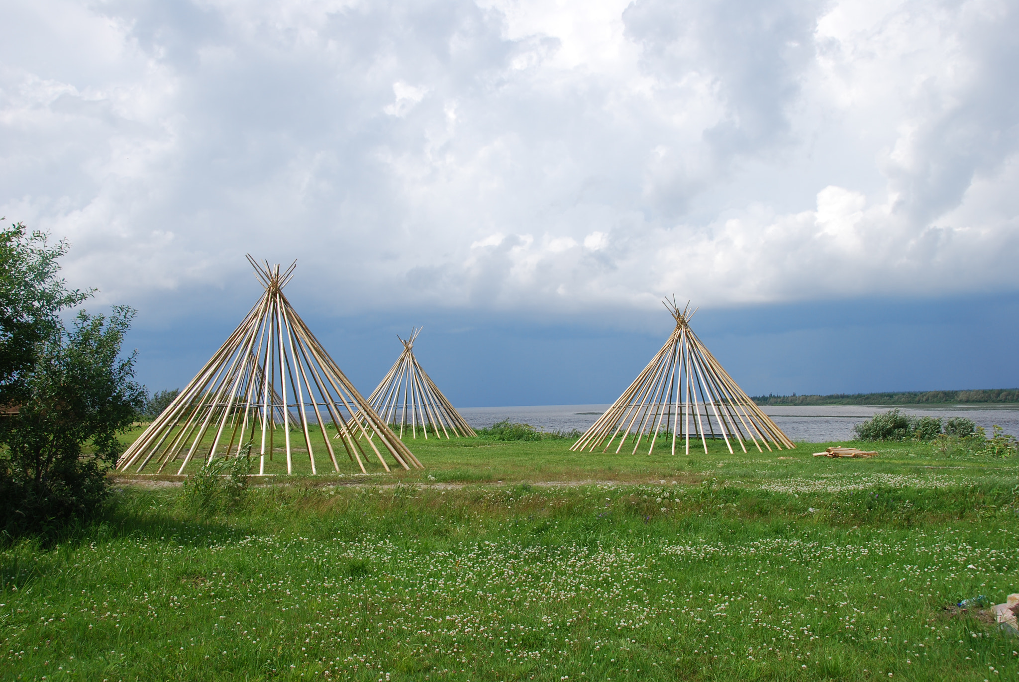 Nikon D40X sample photo. Uncovered teepees photography