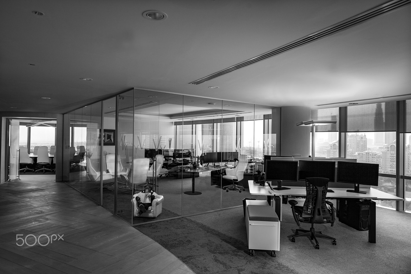 Canon EOS 5D Mark II + Canon TS-E 24.0mm f/3.5 L II sample photo. Vycapital office large bw photography