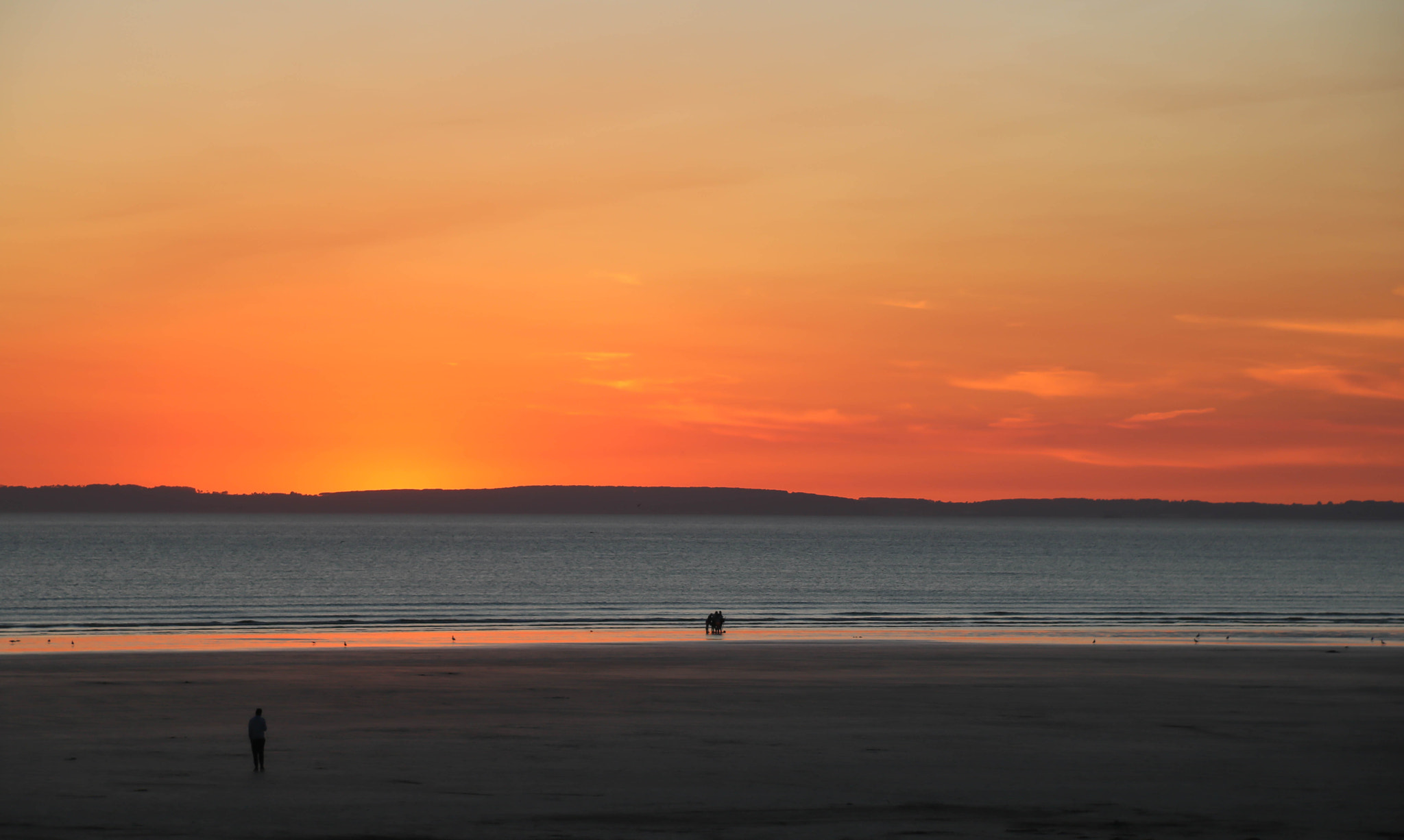Canon EF-S 17-85mm F4-5.6 IS USM sample photo. Red sky photography