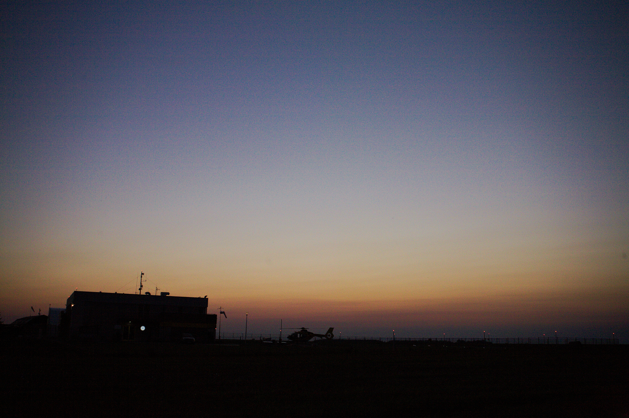Canon EOS 5D sample photo. Airport sky photography
