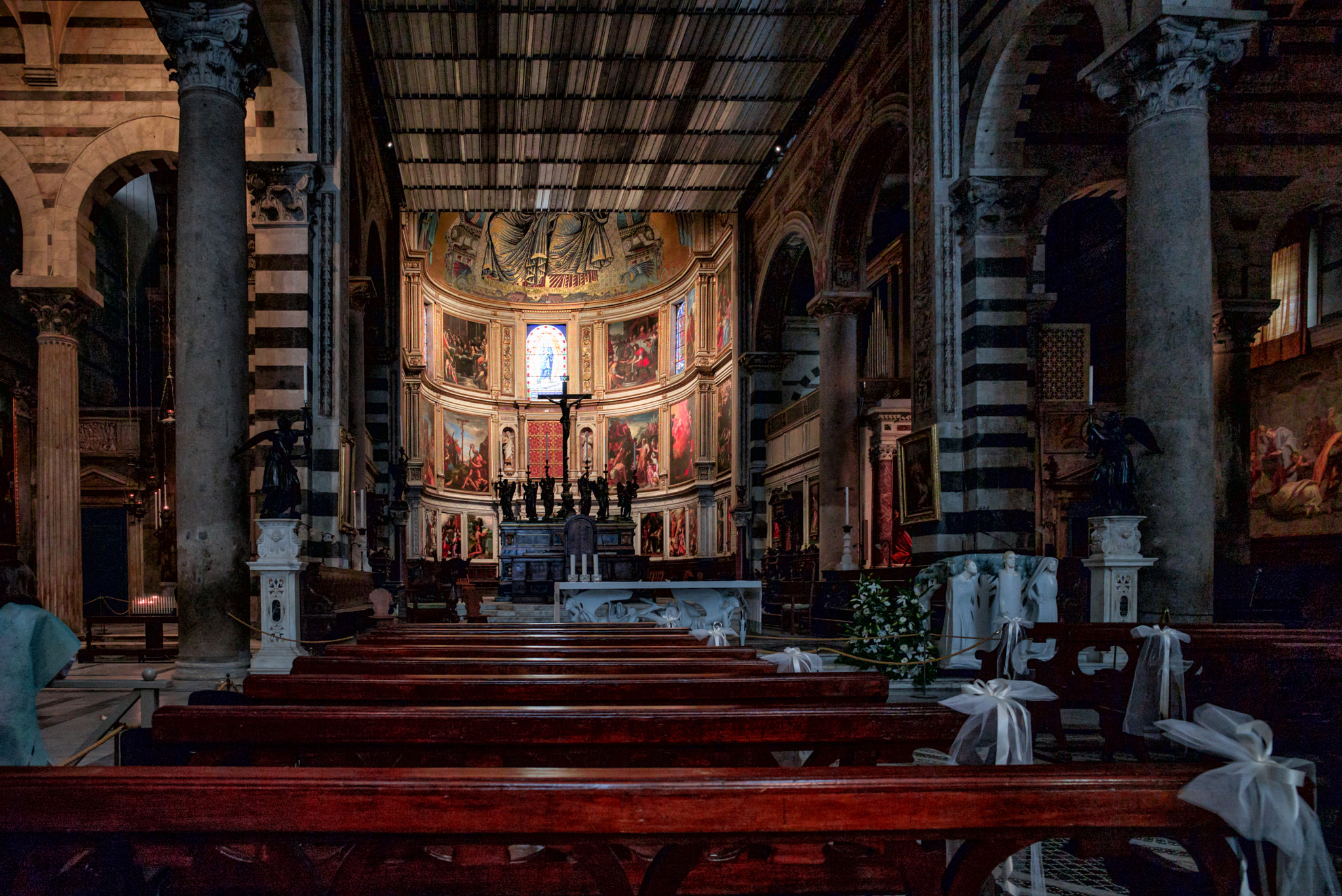 Leica Super-Elmar-M 21mm F3.4 ASPH sample photo. Inside pisa cathedral facade photography