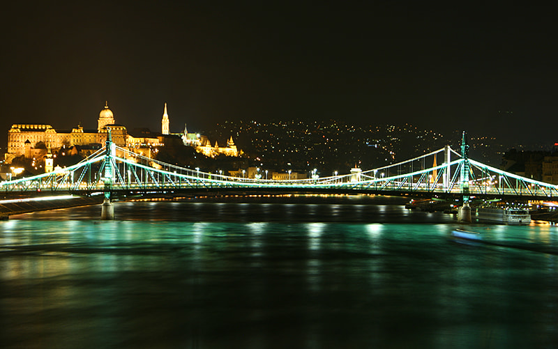 Canon EF 28-80mm f/3.5-5.6 sample photo. Liberty bridge photography