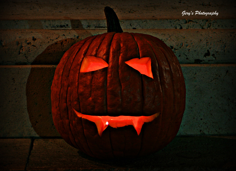Canon EF 28-80mm f/3.5-5.6 sample photo. Halloween pumpkin photography