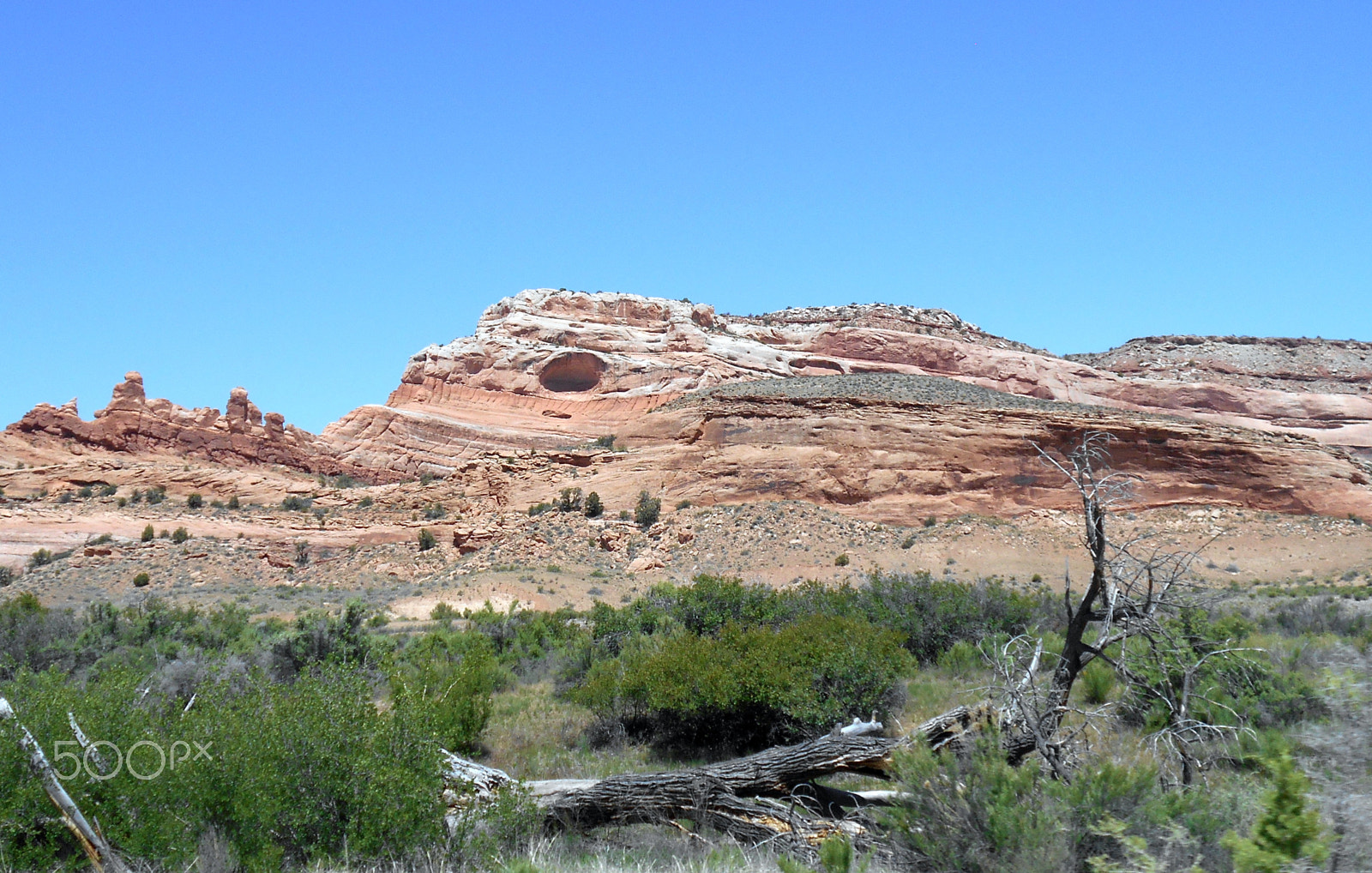 Nikon COOLPIX L30 sample photo. Clear day in moab photography