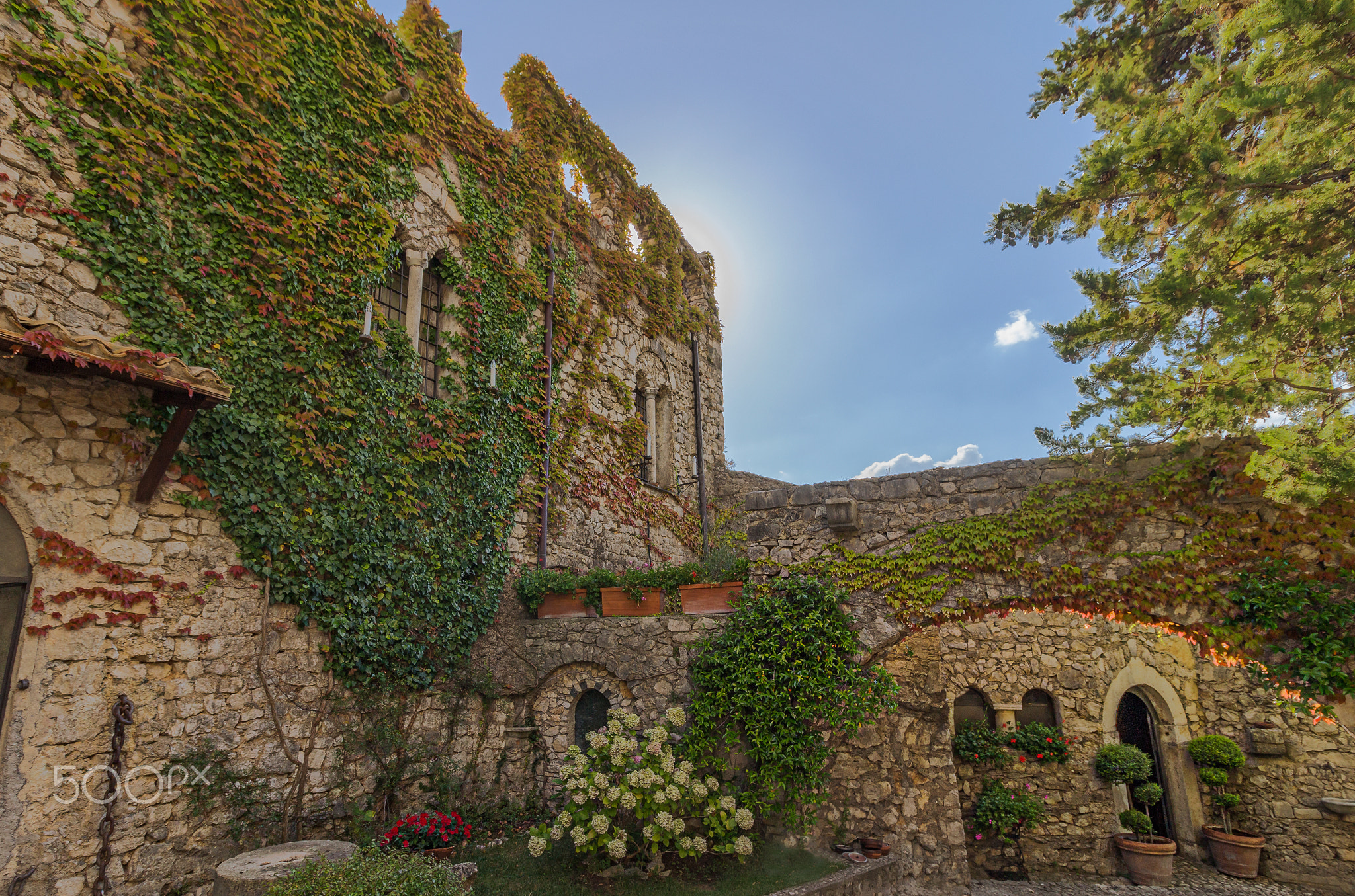 Teofilatto Castle - an irish look