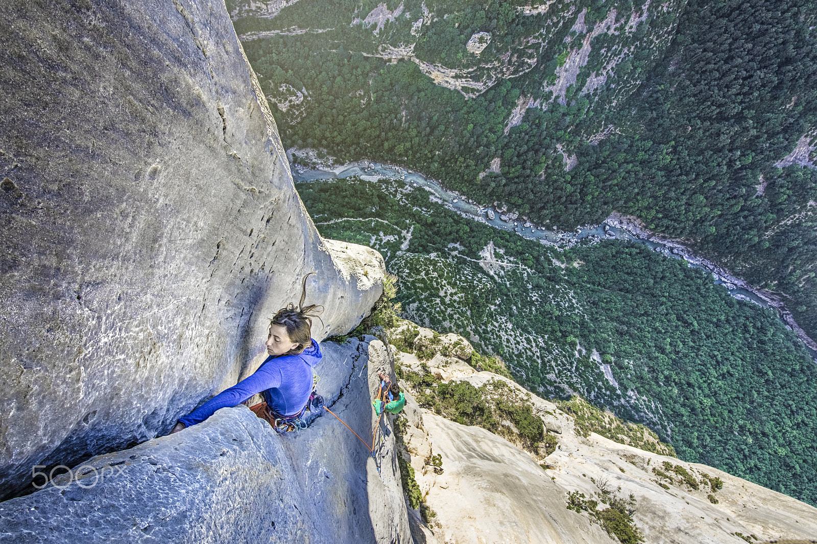 Sony a6300 + Sony DT 50mm F1.8 SAM sample photo. Crack climbing in verdon (fr) photography