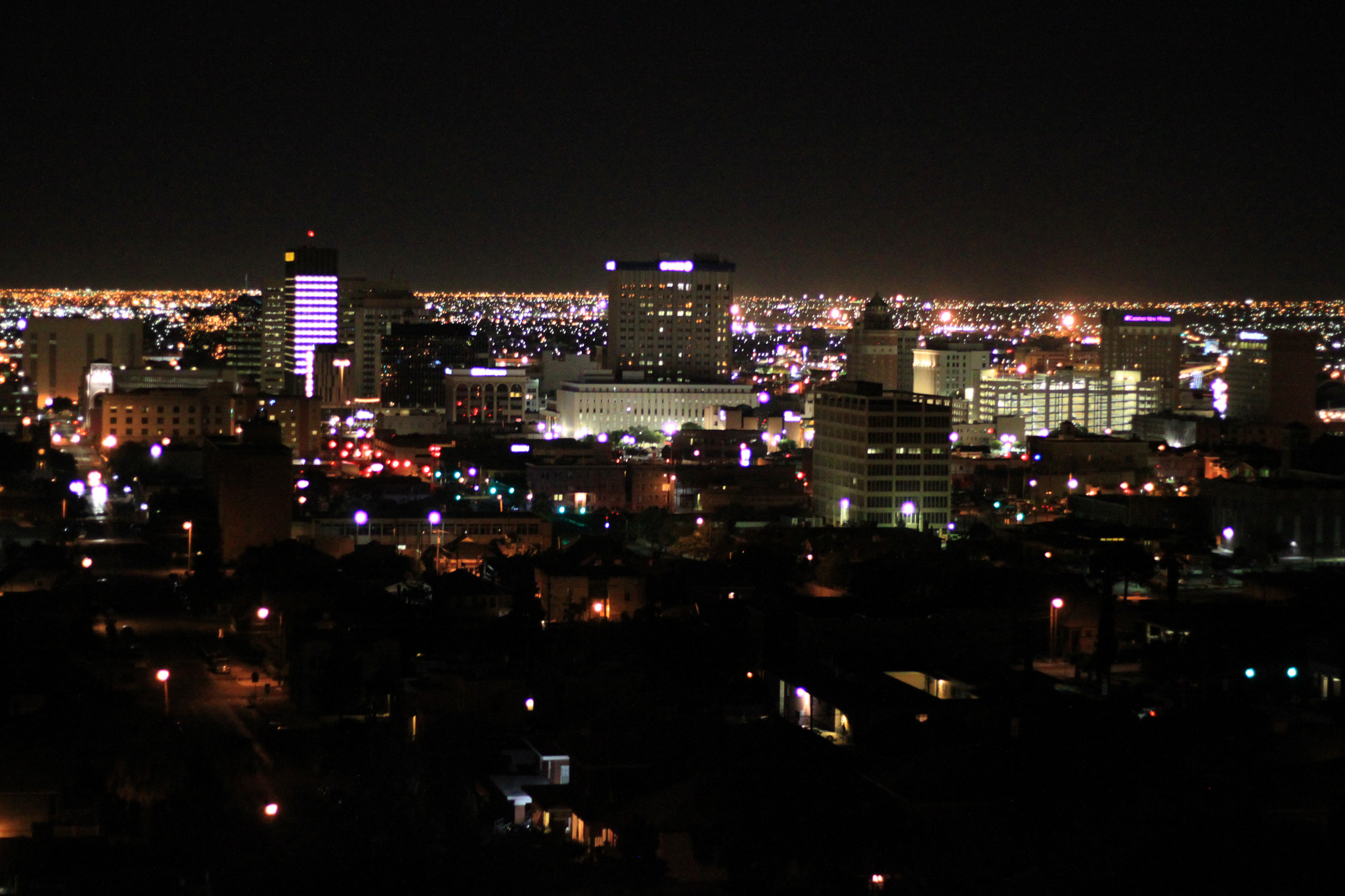 Canon EOS 500D (EOS Rebel T1i / EOS Kiss X3) sample photo. Downtown elpaso photography