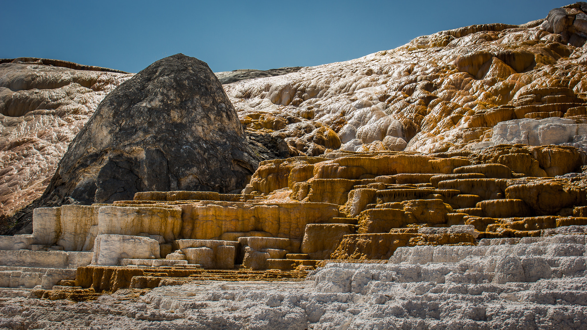 Canon EF 24mm F2.8 IS USM sample photo. Mammoth photography
