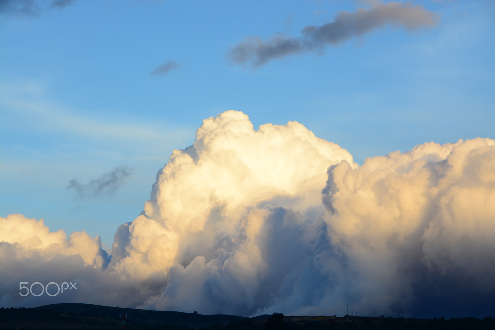 Sigma 18-250mm F3.5-6.3 DC OS HSM sample photo. Clouds photography