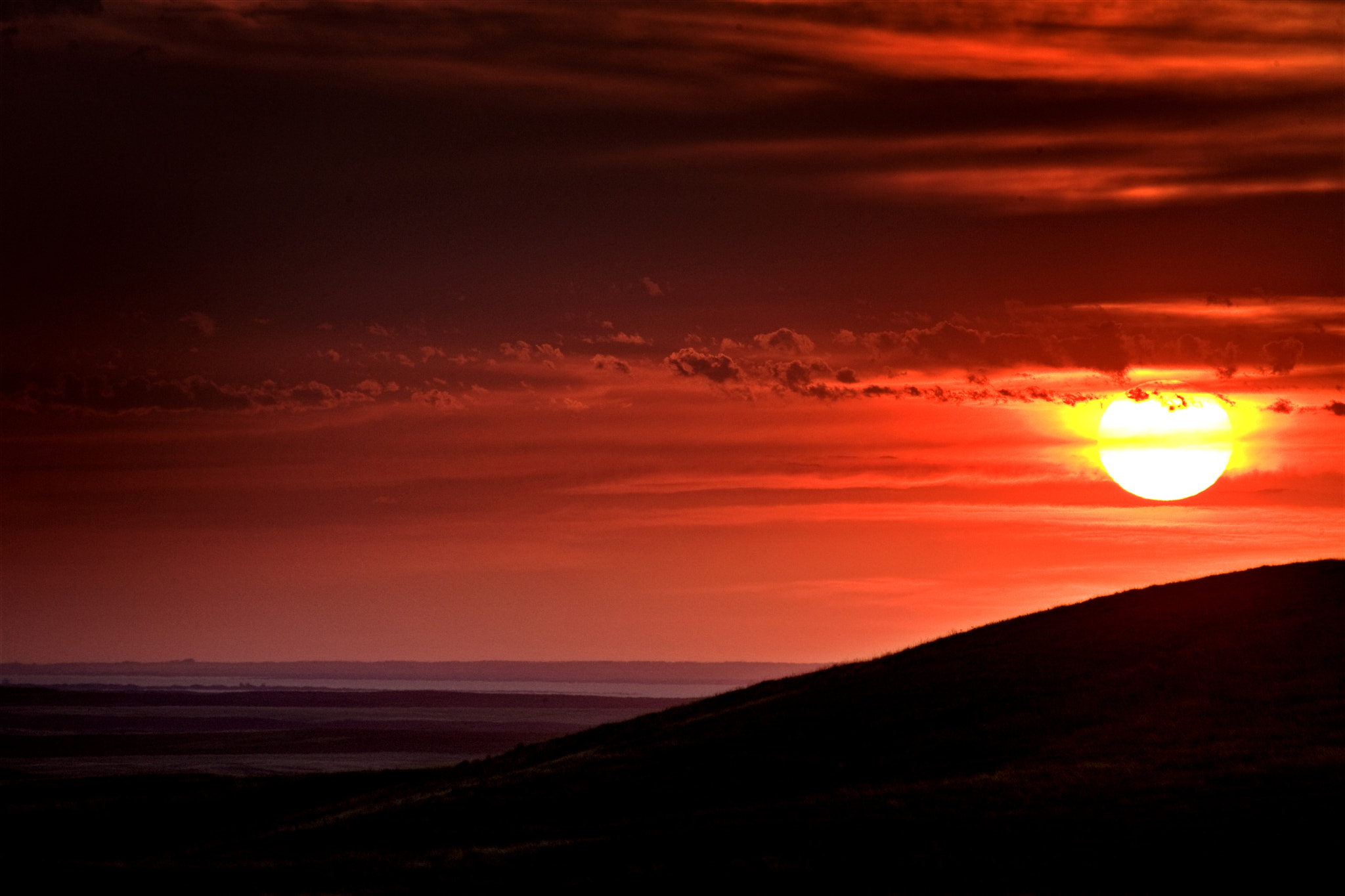 Canon EOS-1Ds Mark III + Canon EF 100-400mm F4.5-5.6L IS USM sample photo. Sunset saskatchewan photography