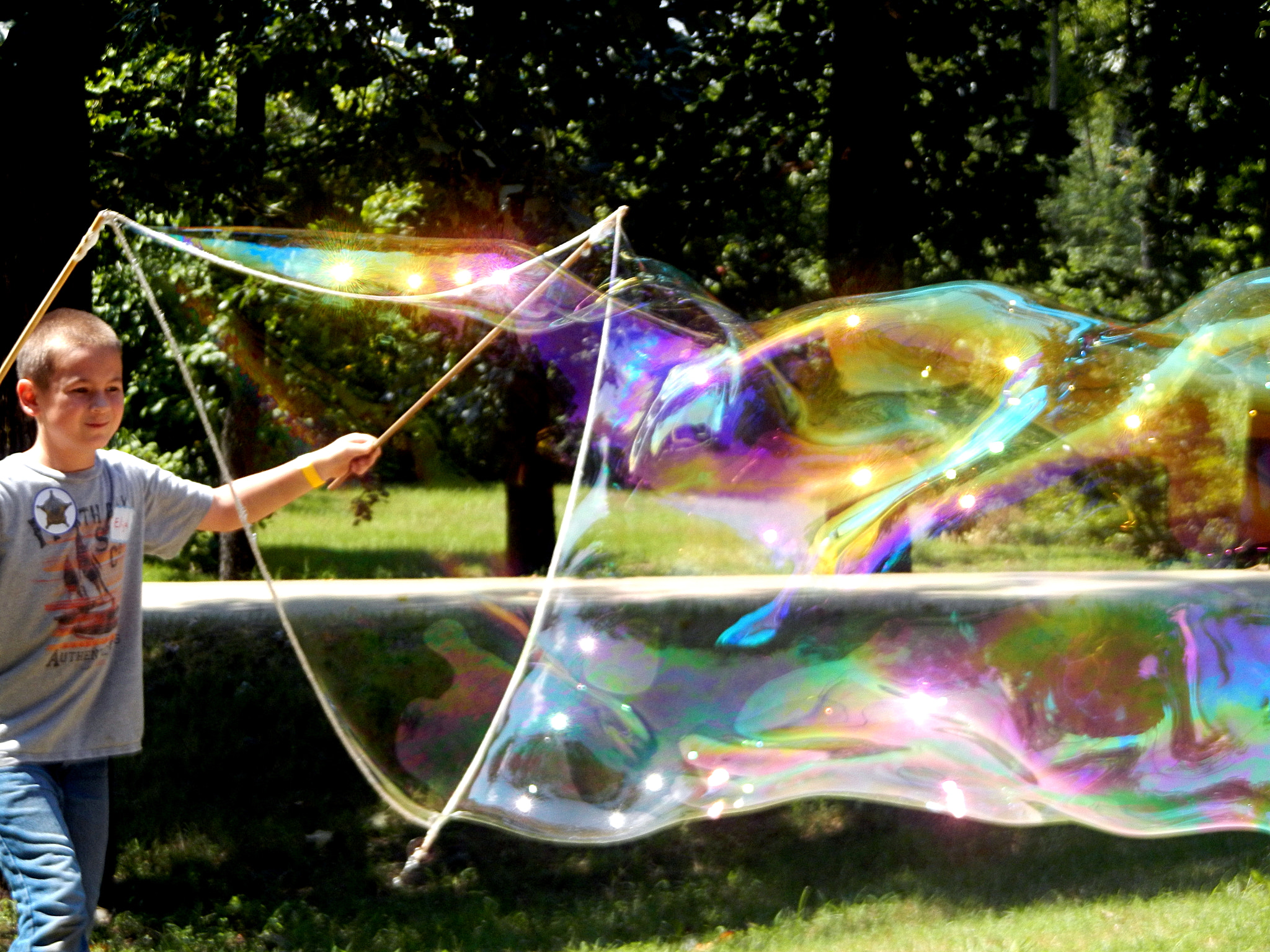 Nikon Coolpix S800c sample photo. Giant bubble photography