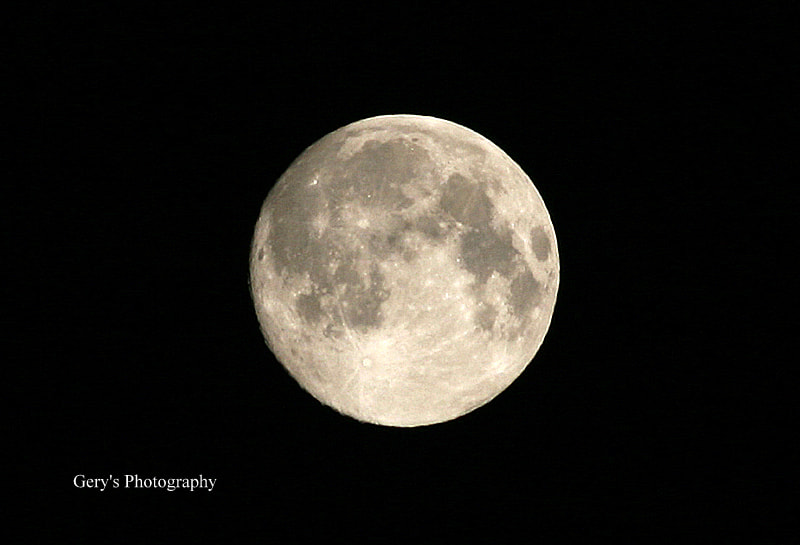 Canon EOS 400D (EOS Digital Rebel XTi / EOS Kiss Digital X) sample photo. "1 small step for a man, 1 giant leap for mankind" photography