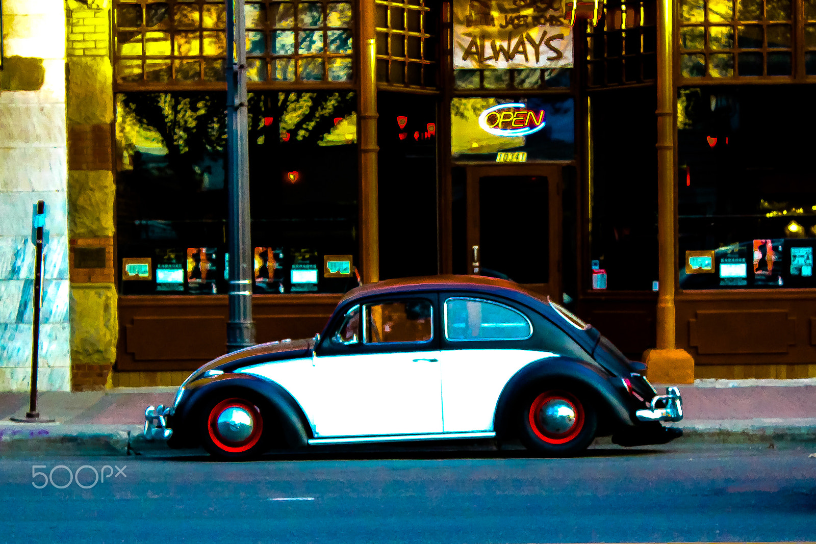 Canon EF-S 18-55mm F3.5-5.6 IS sample photo. Vw bug photography