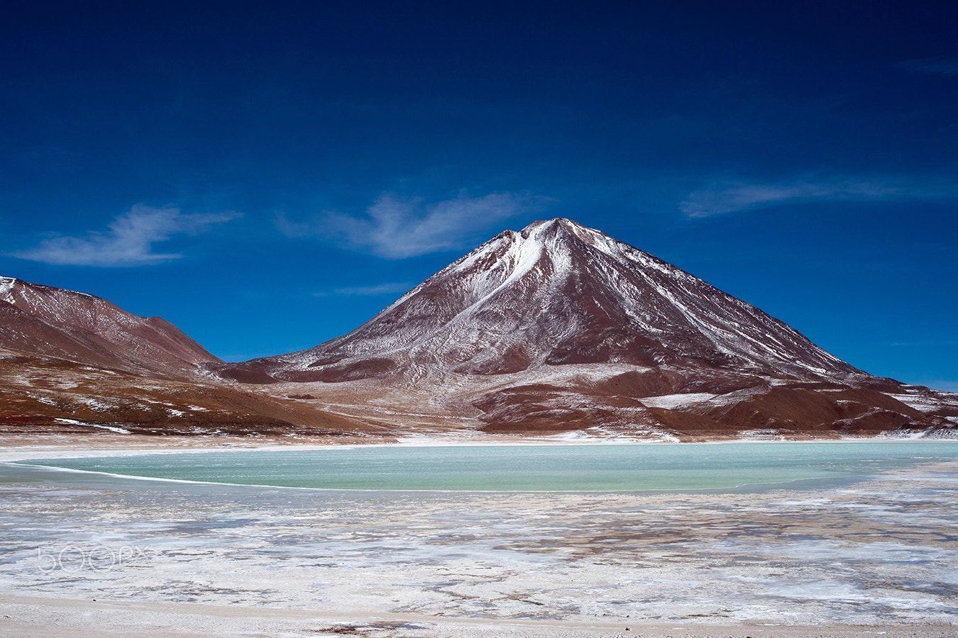 Sony Alpha DSLR-A900 + 35-70mm F4 sample photo. Laguna verde and volcano licancabur photography