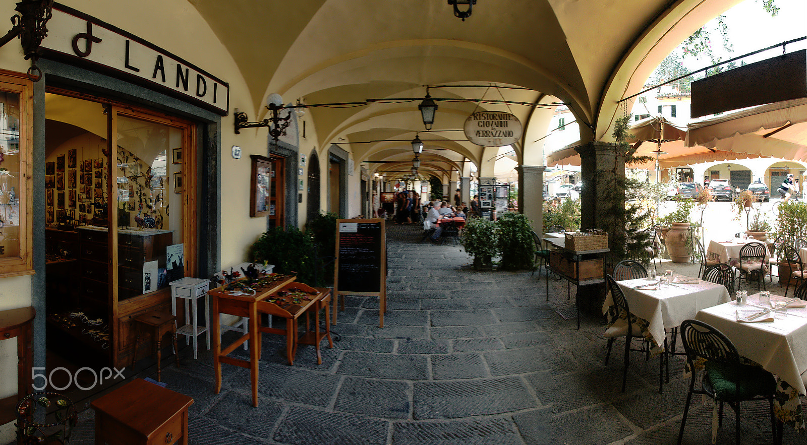 Sigma 18-250mm F3.5-6.3 DC OS HSM sample photo. Greve in chianti, arcade photography