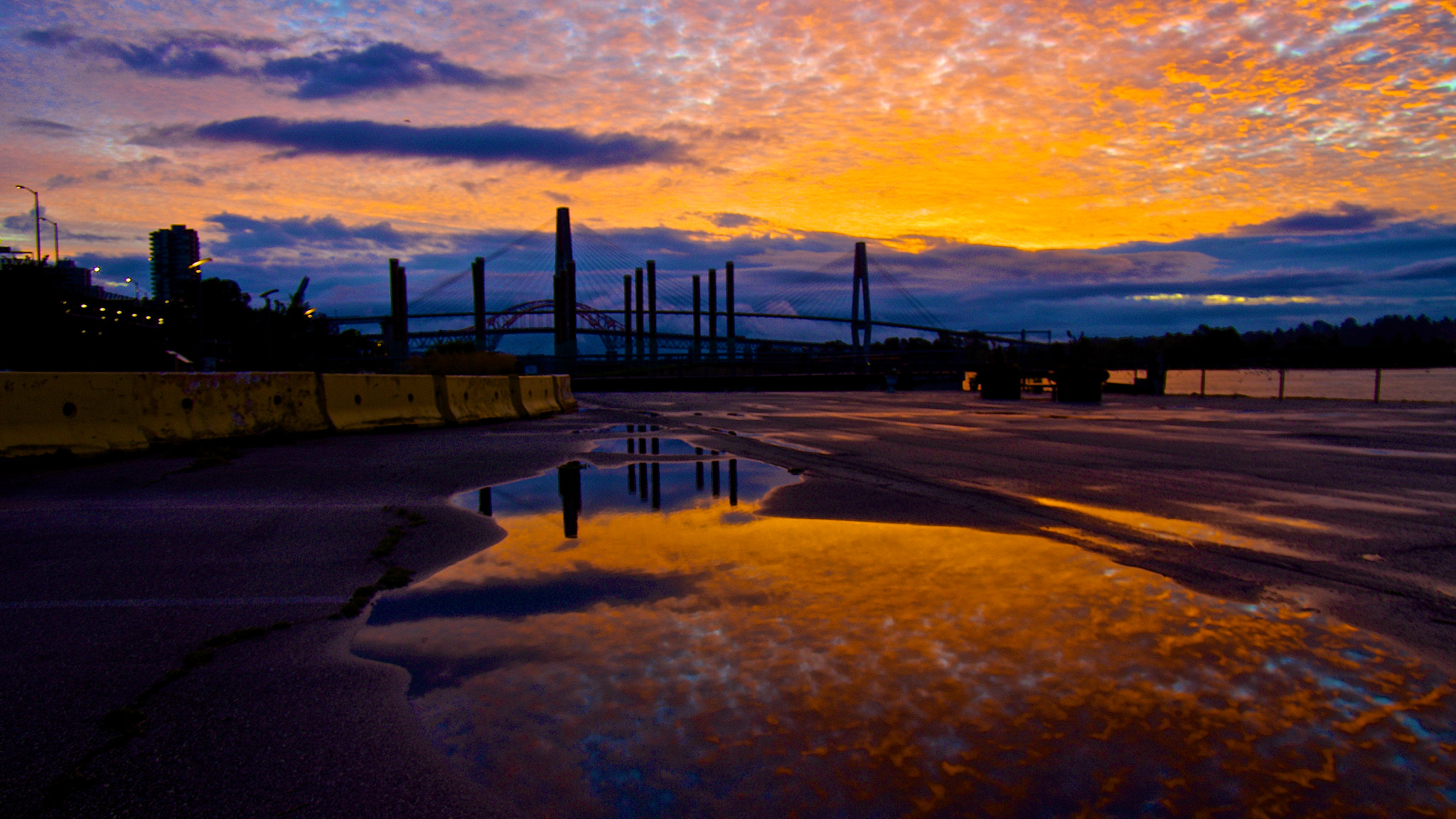 Pentax smc DA 16-45mm F4 ED AL sample photo. Urban sunrise photography