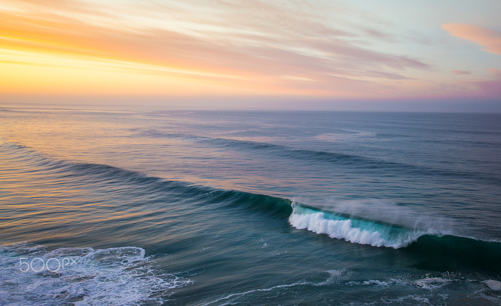 AF Zoom-Nikkor 28-80mm f/3.5-5.6D sample photo. New zealand waves photography