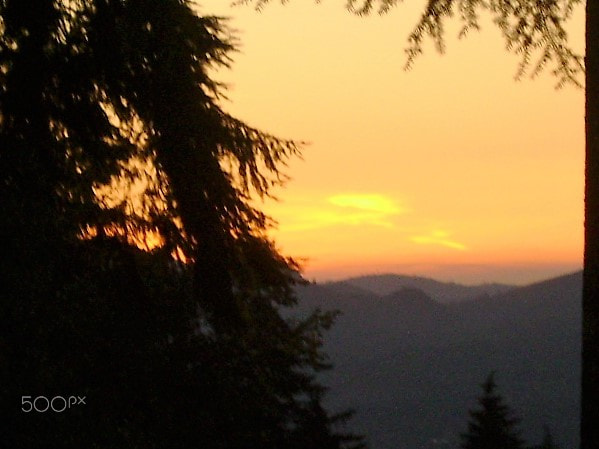 Sony DSC-S730 sample photo. Sunset on the mountain photography