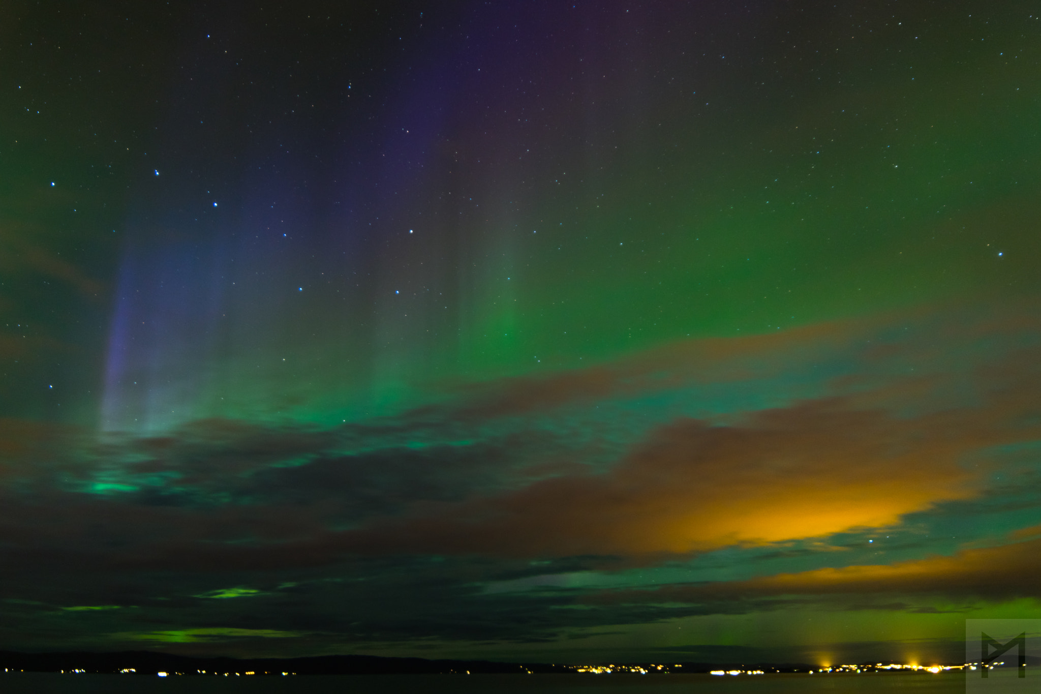 Samyang 14mm F2.8 ED AS IF UMC sample photo. Northern lights dancing in the sky photography