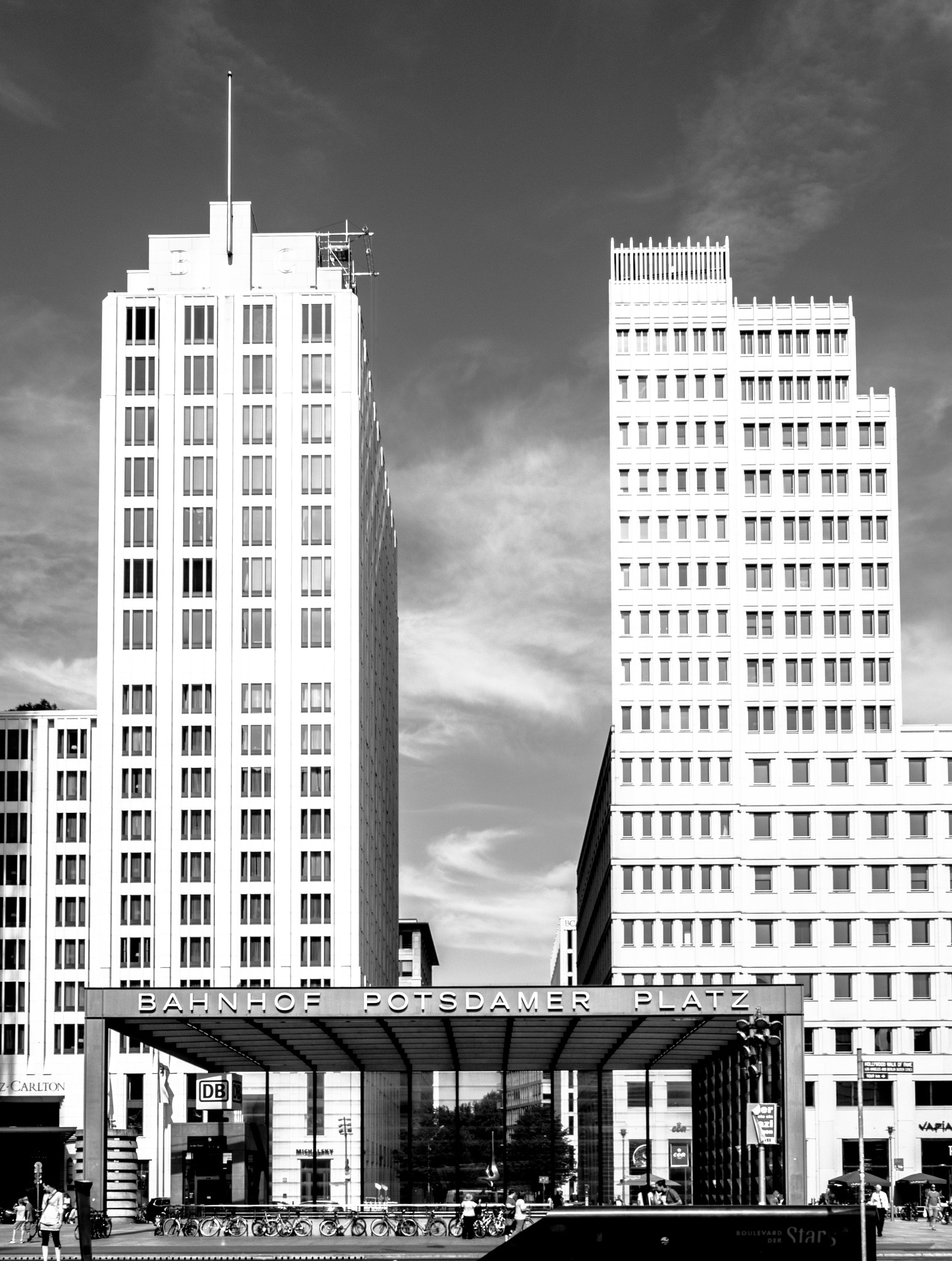 Canon TS-E 24.0mm f/3.5 L II sample photo. Berlin city photography