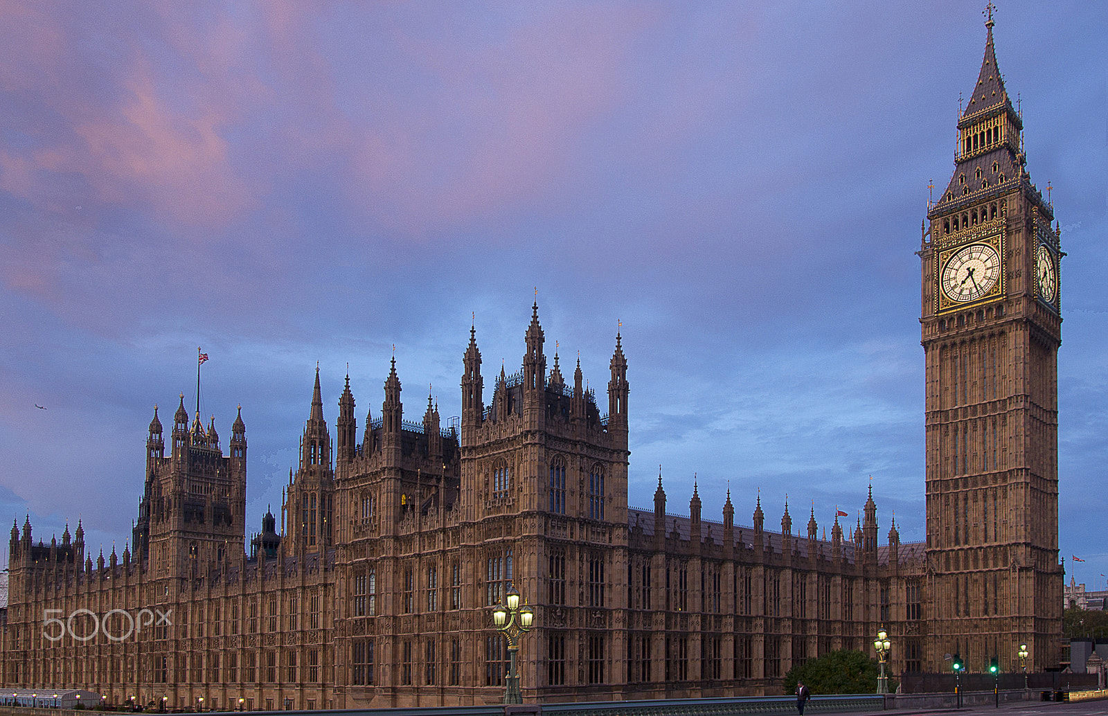 Sony Alpha DSLR-A550 + Tamron SP AF 17-50mm F2.8 XR Di II LD Aspherical (IF) sample photo. Parliament building from westminster bridge photography