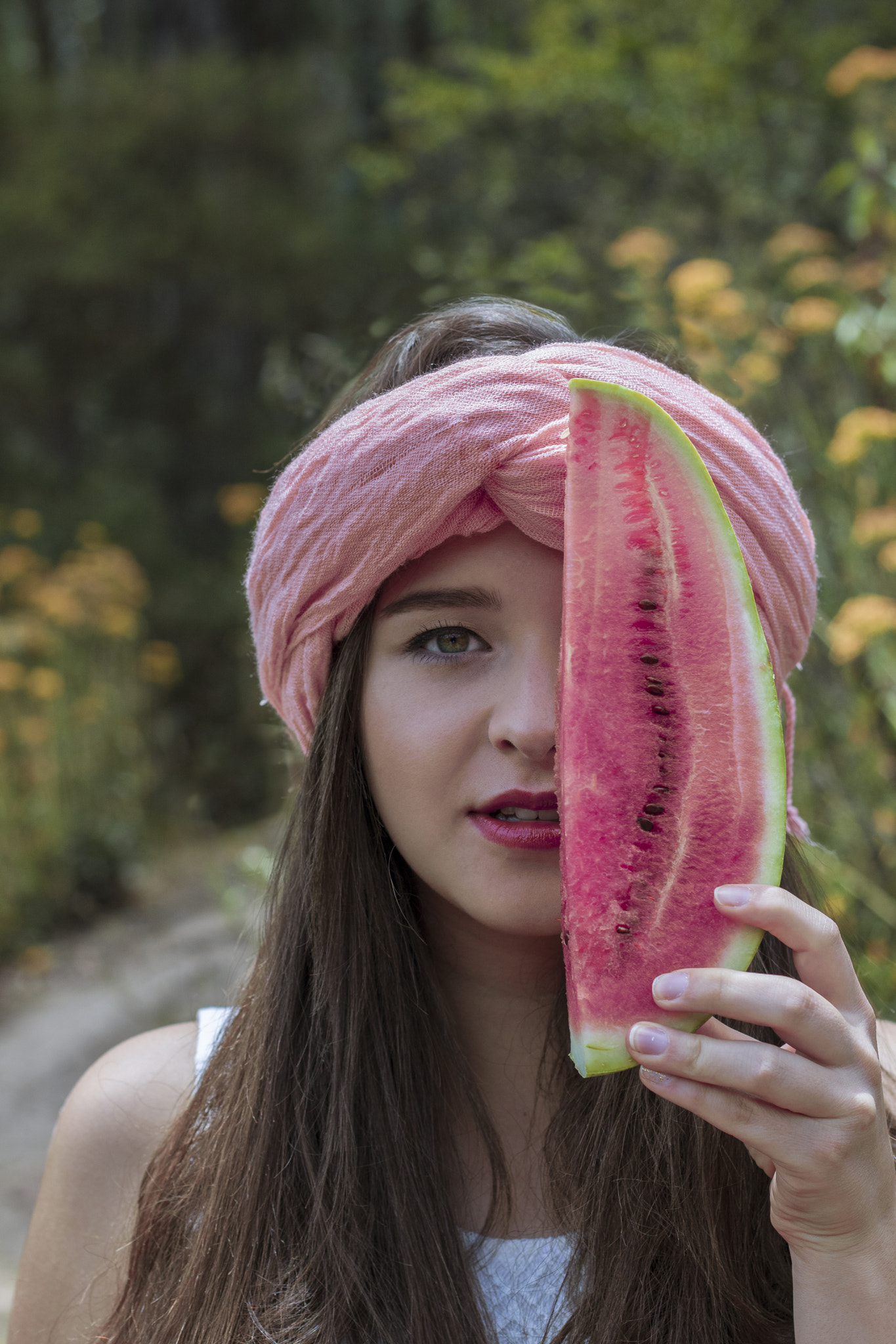 Canon EOS 760D (EOS Rebel T6s / EOS 8000D) sample photo. Watermelon eye of yellow photography