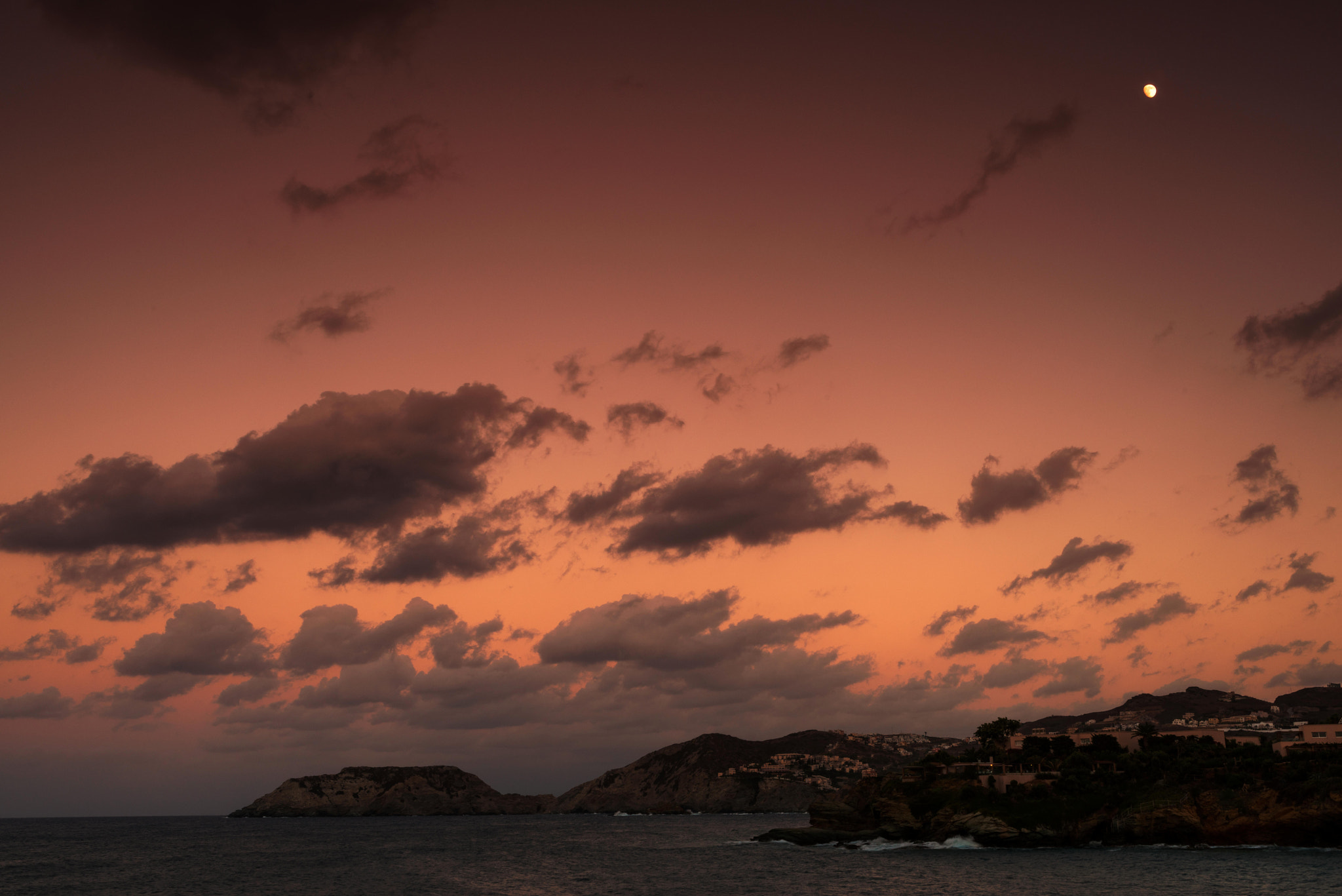 Pentax K-1 + HD Pentax-FA 35mm F2 AL sample photo. Sea and sky photography